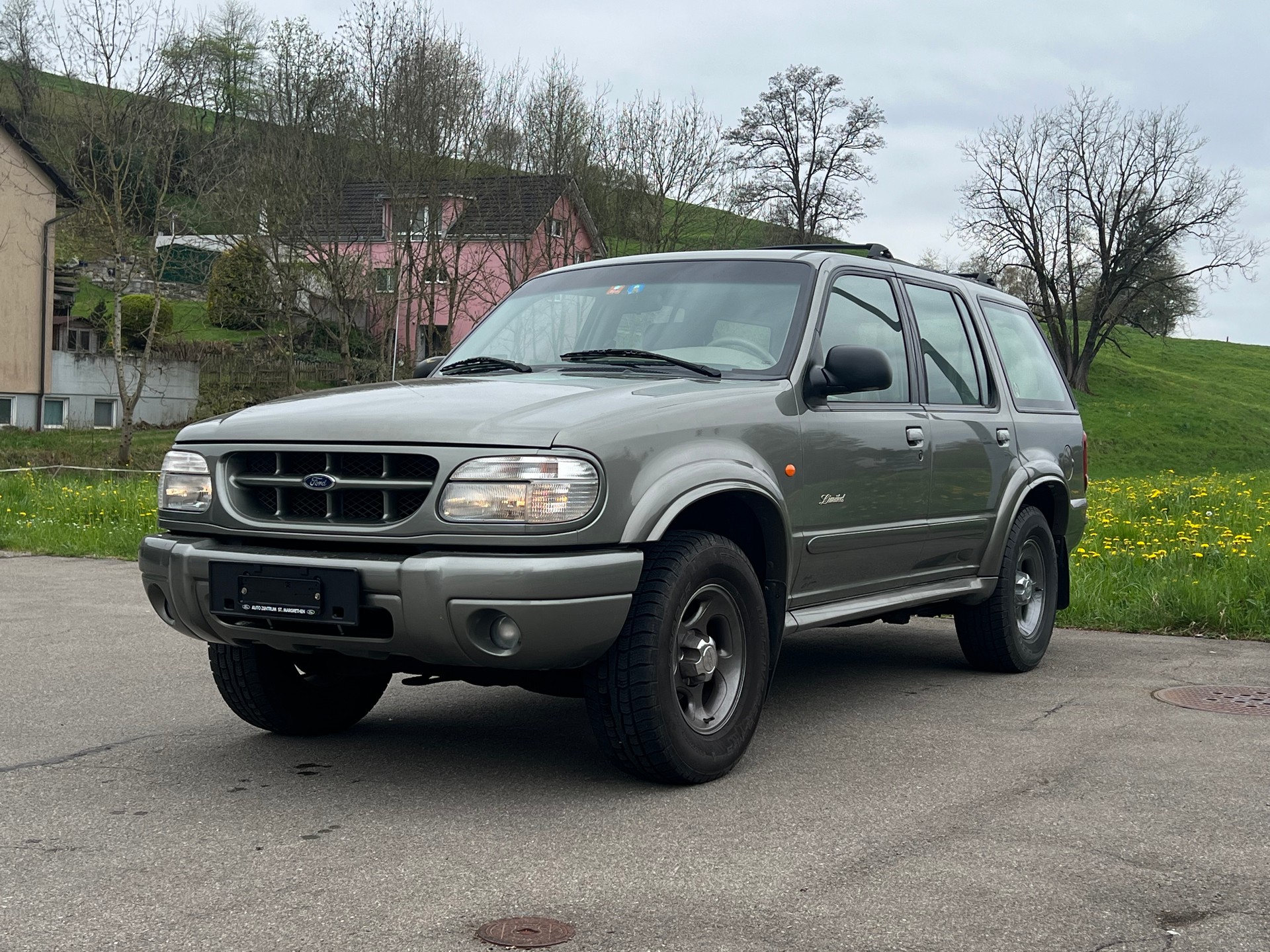 FORD Explorer 4.0 Ltd. Edition