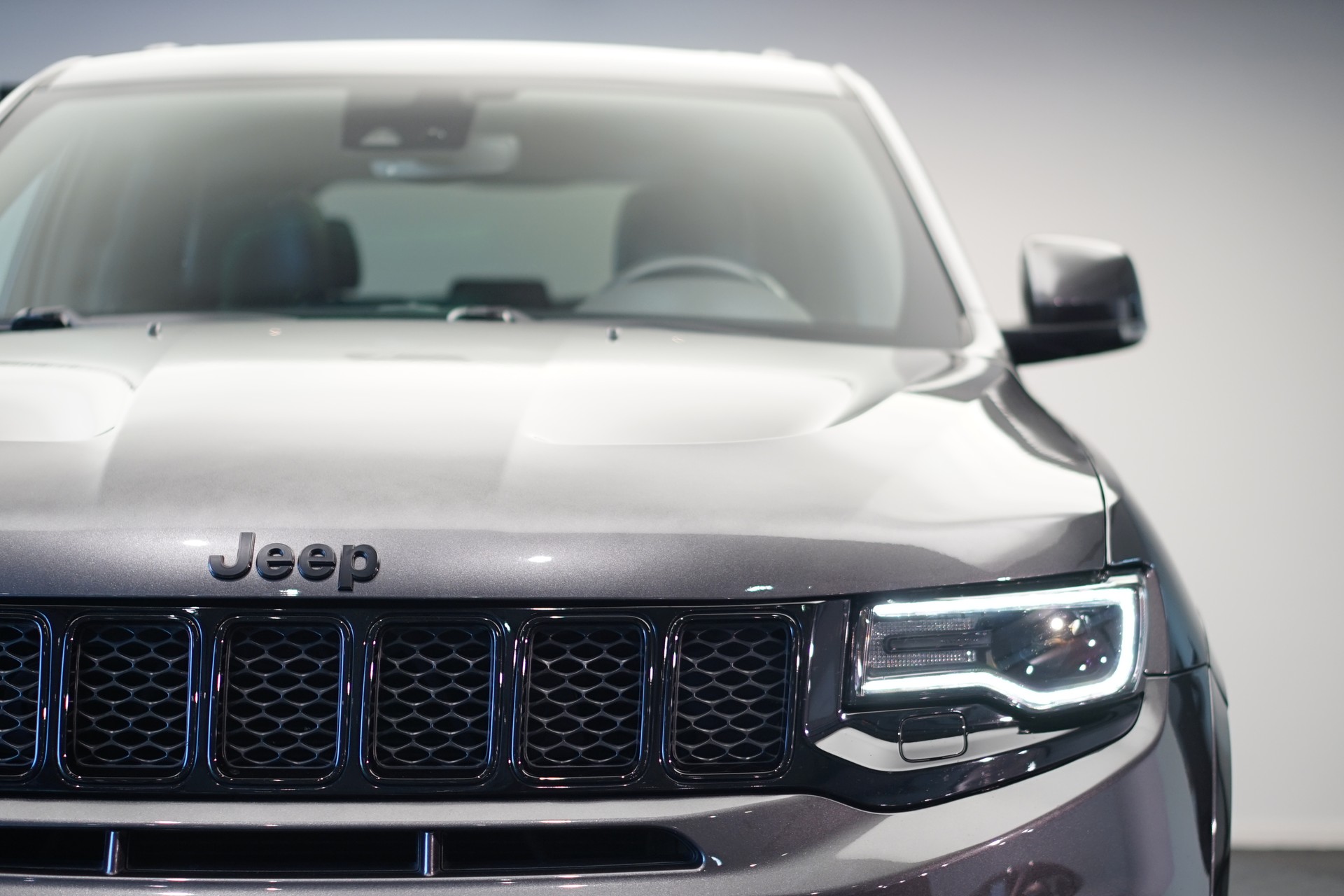 JEEP Grand Cherokee 6.4 V8 HEMI SRT8 Automatic-image-8