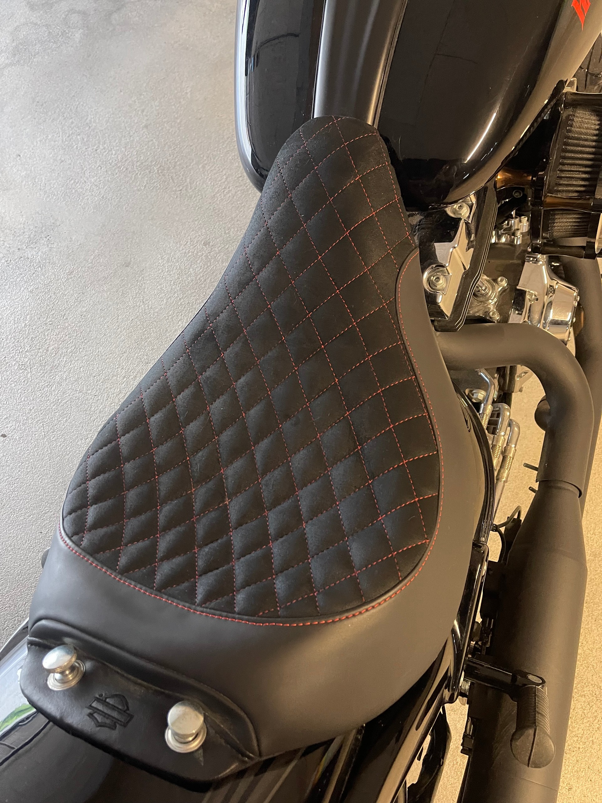 HARLEY-DAVIDSON Breakout FXSB 103-image-7