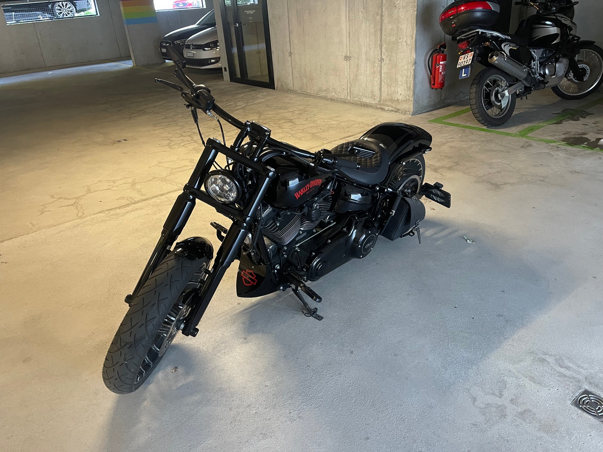 HARLEY-DAVIDSON Breakout FXSB 103-image-0