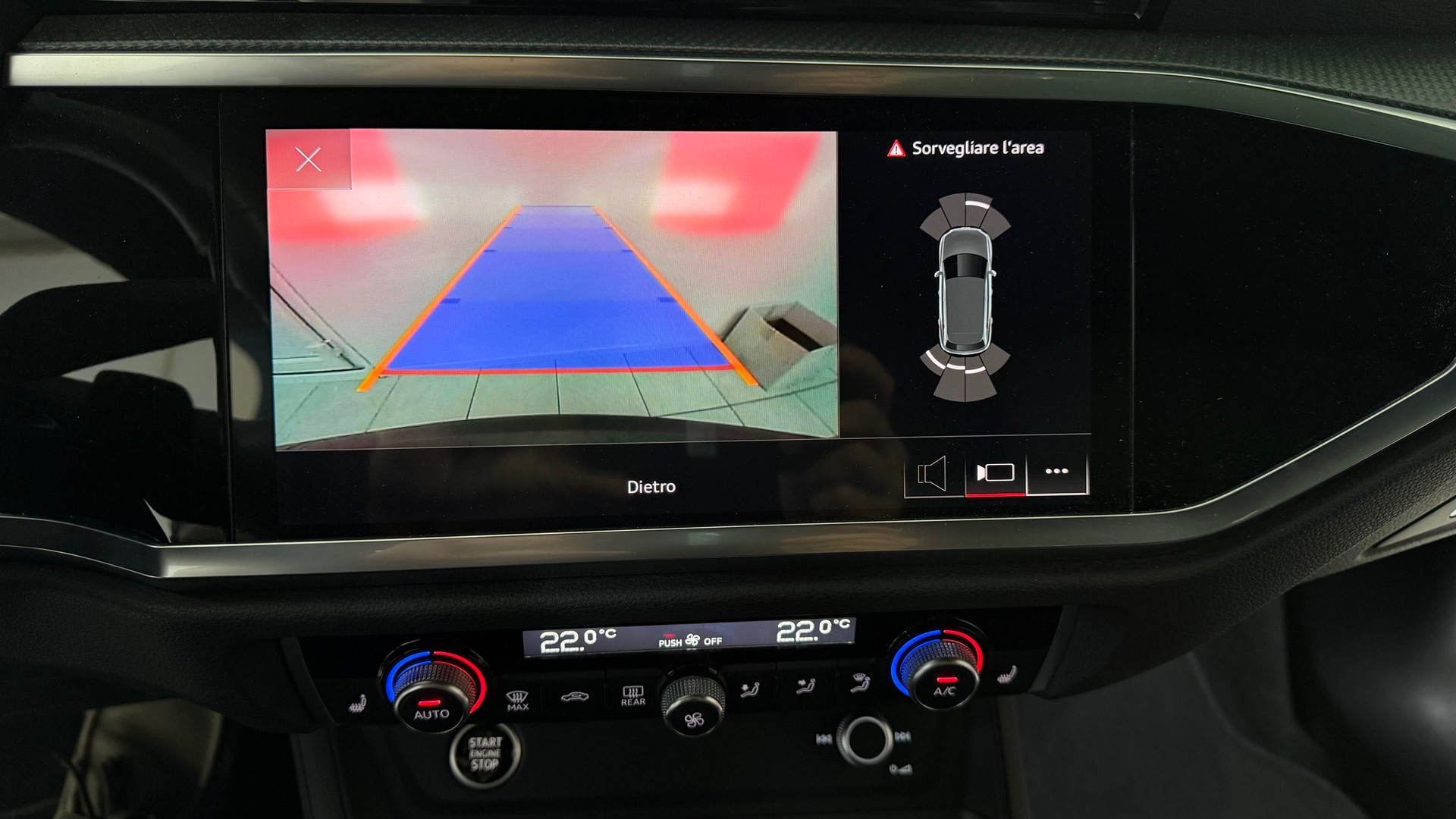 AUDI Q3 35 TFSI S line Attraction S-tronic-image-16