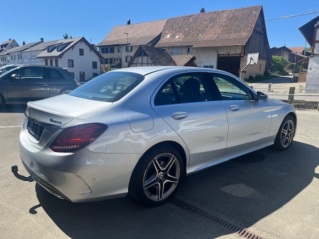 MERCEDES-BENZ C 220 d AMG Line 4matic-showroom-element-2