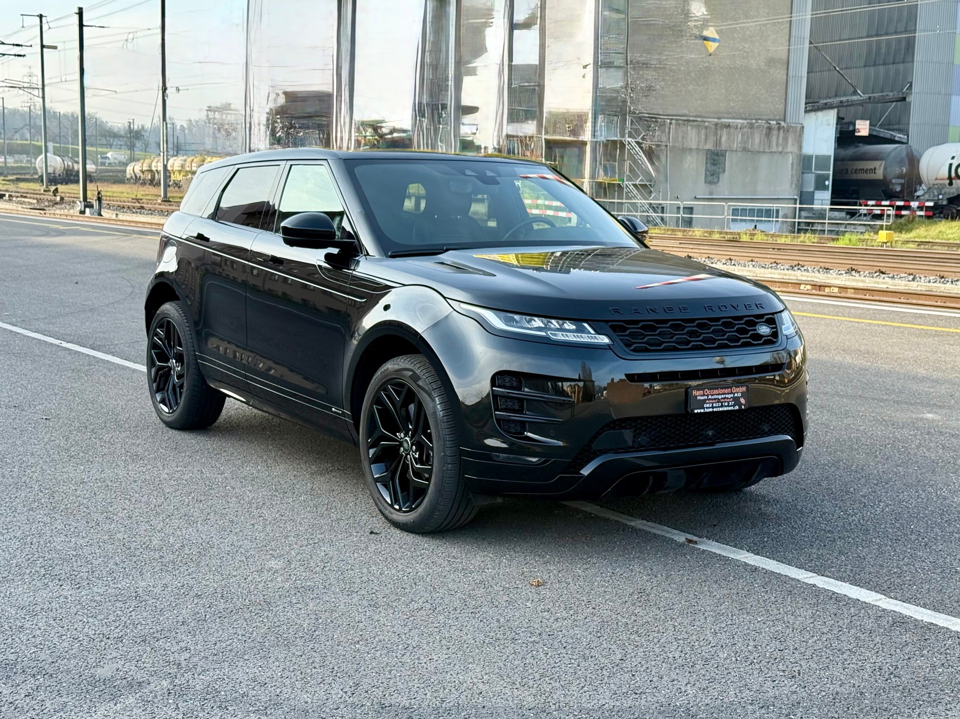 LAND ROVER Range Rover Evoque R-Dynamic D 180 S AT9-image-5