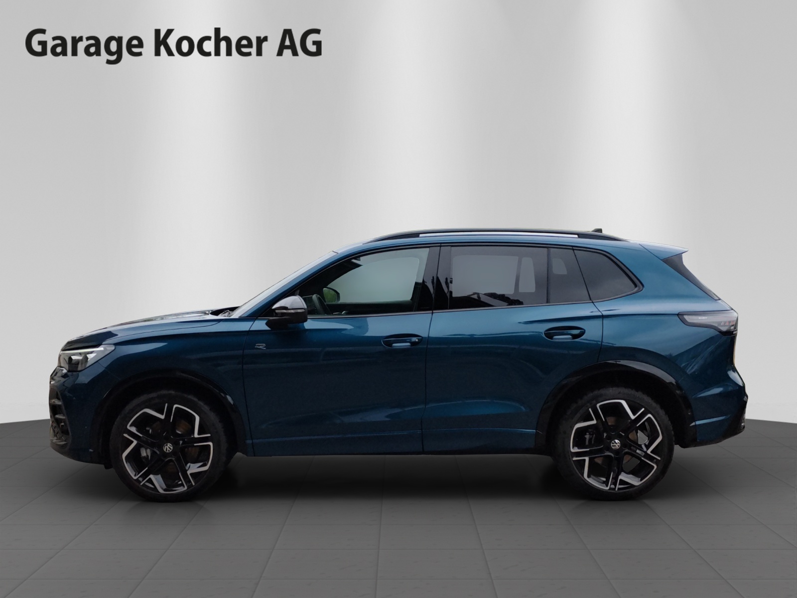 VW Tiguan 2.0 TSI United DSG 4Motion-image-2