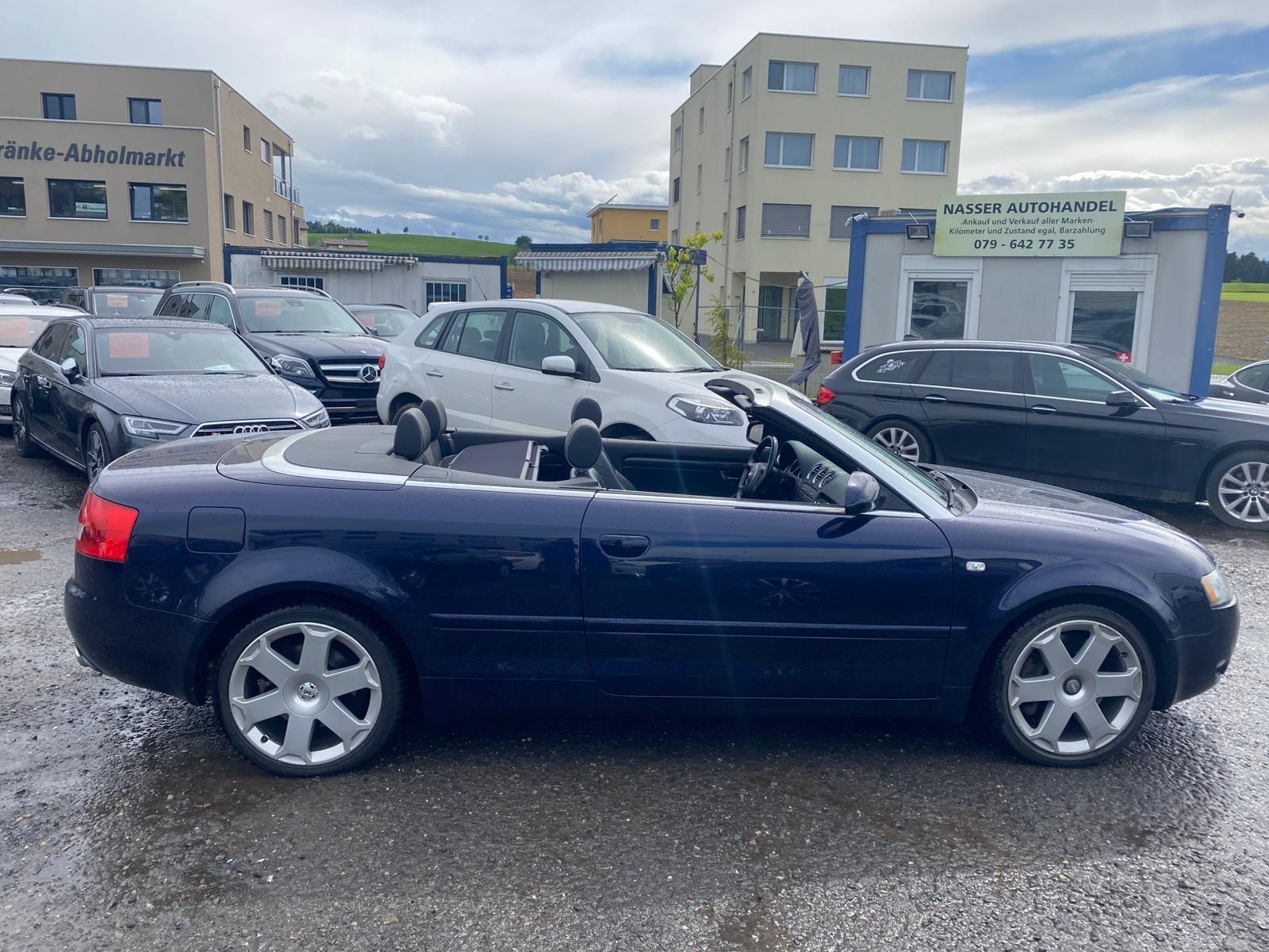 AUDI S4 Cabriolet 4.2 V8 quattro-image-8