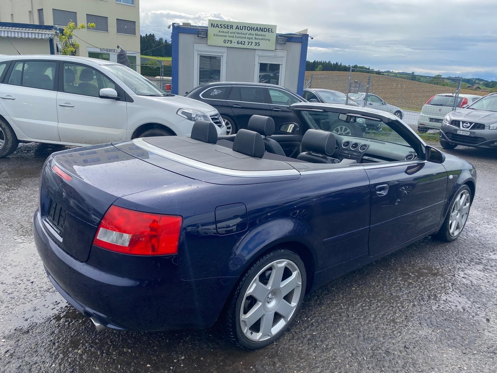 AUDI S4 Cabriolet 4.2 V8 quattro-image-3