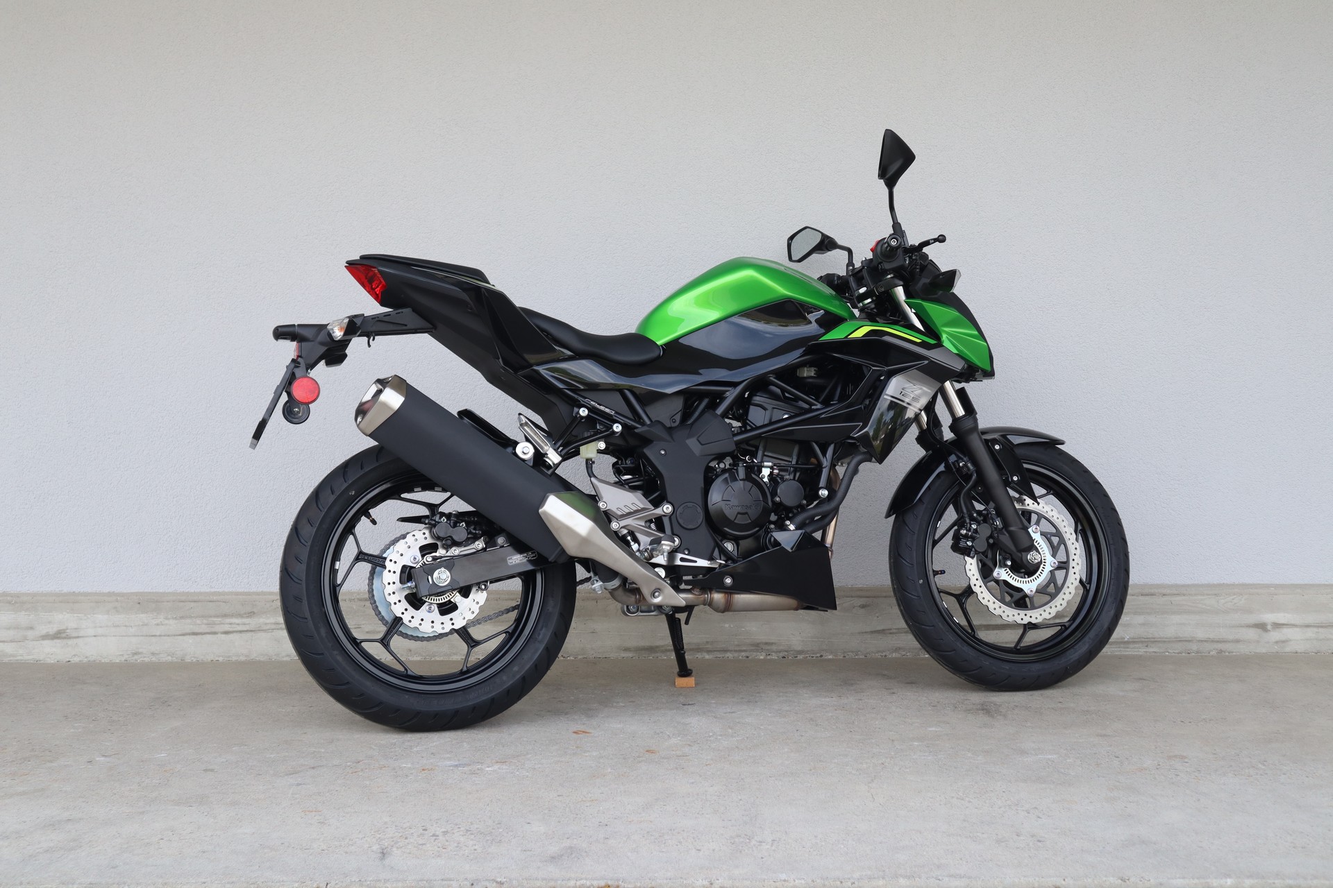 KAWASAKI Z 125-image-2