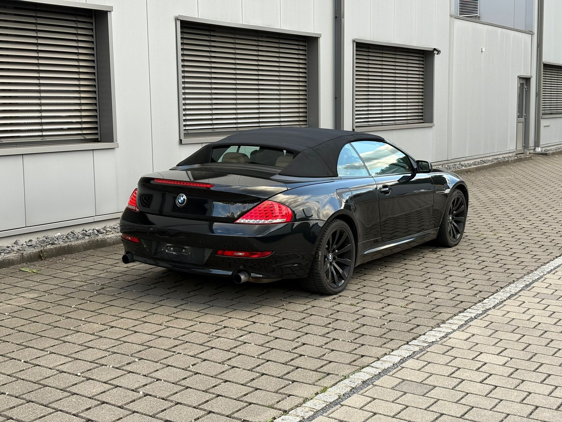 BMW 635-image-13