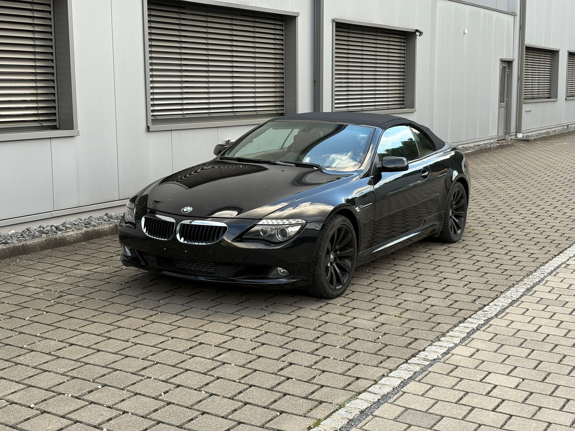 BMW 635-image-10