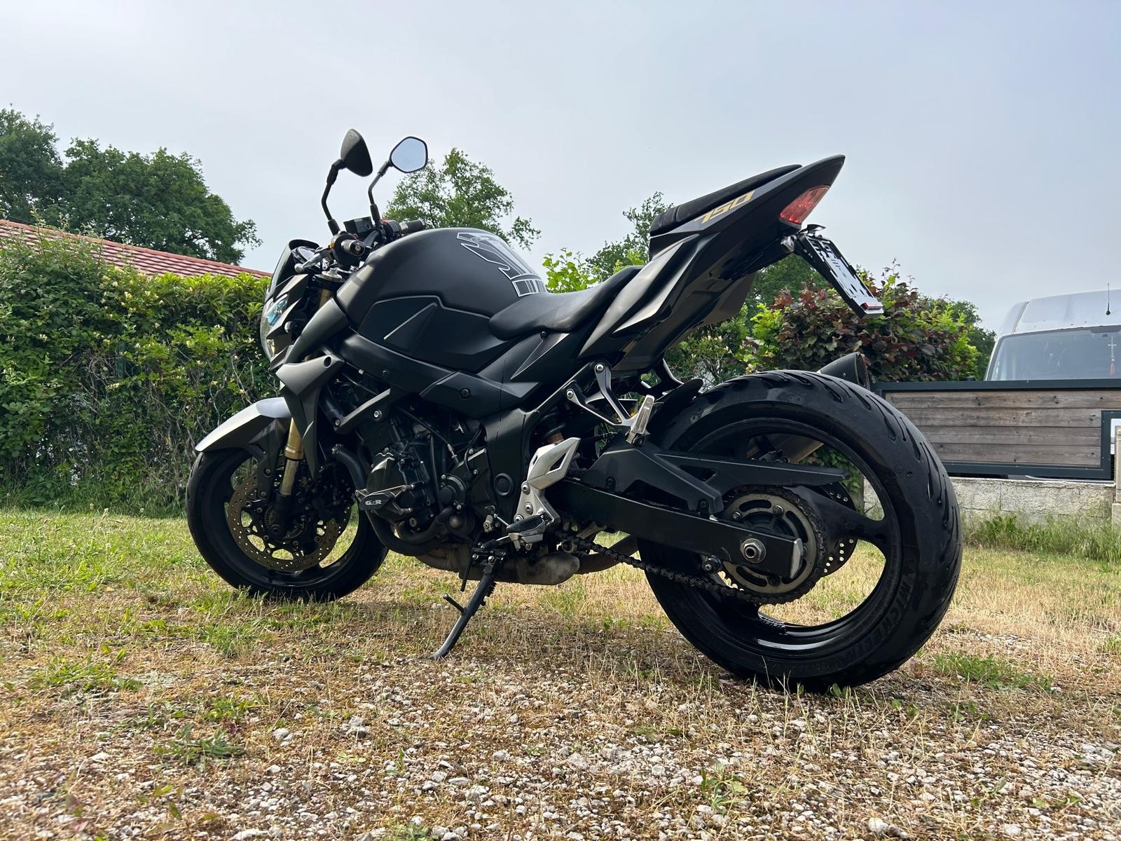 SUZUKI GSR 750 ABS
