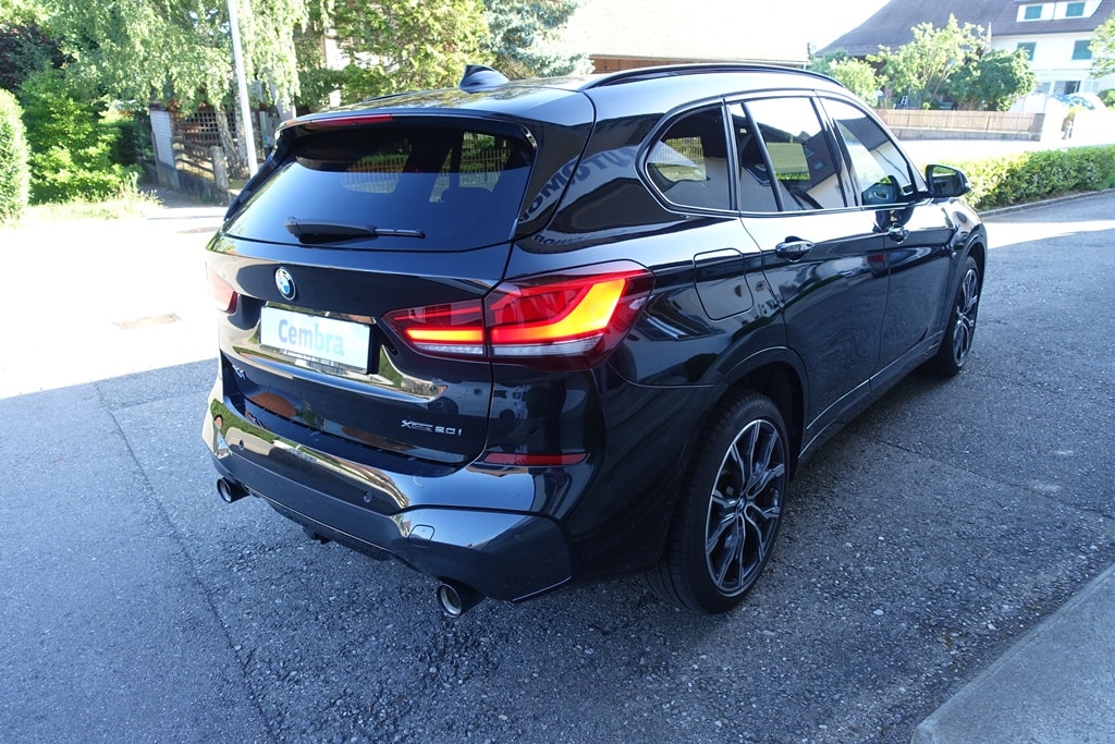 BMW X1 xDrive 20i M Sport Steptronic-image-3