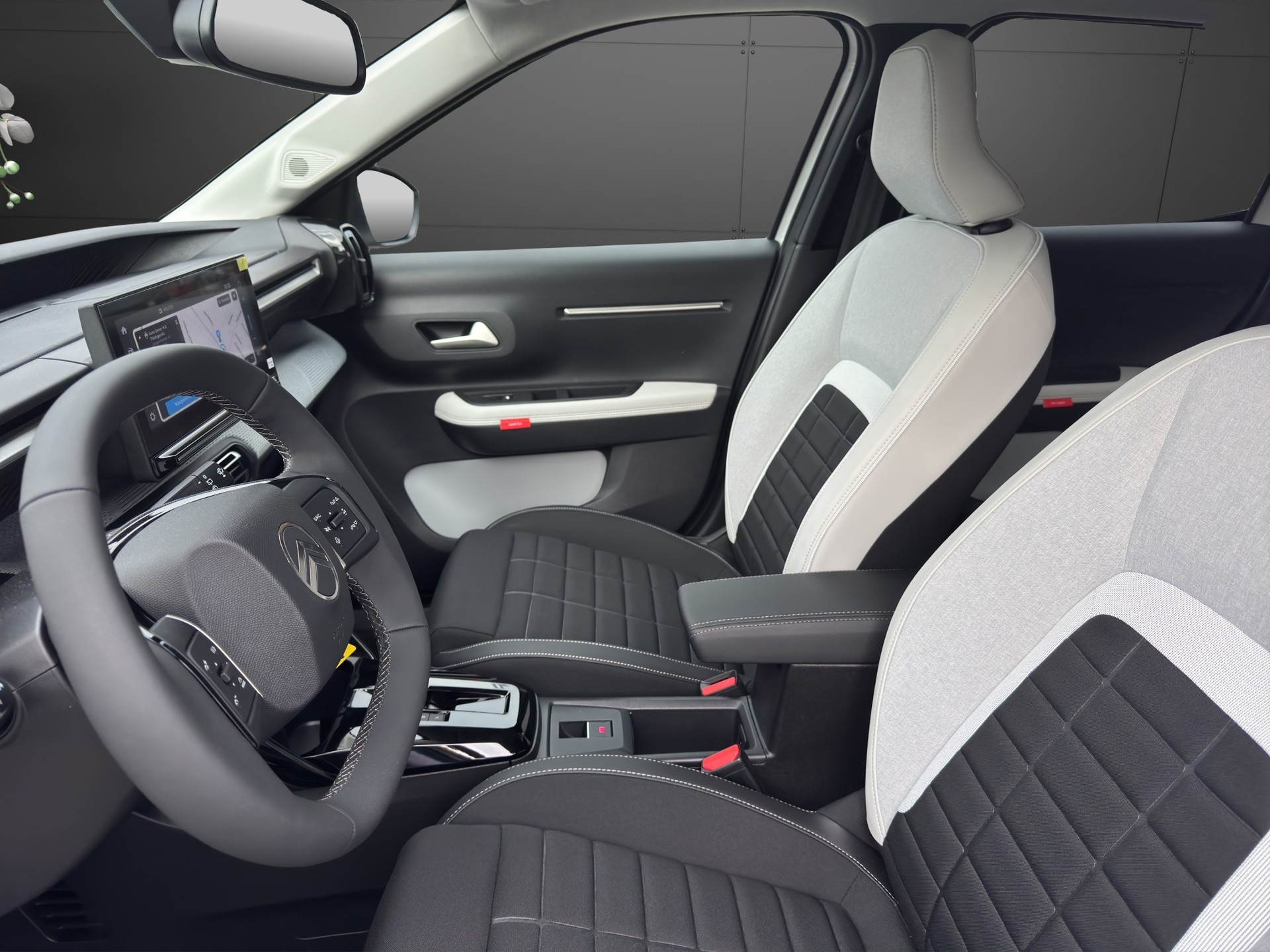 CITROEN C3 1.2 Hybrid Max-image-1