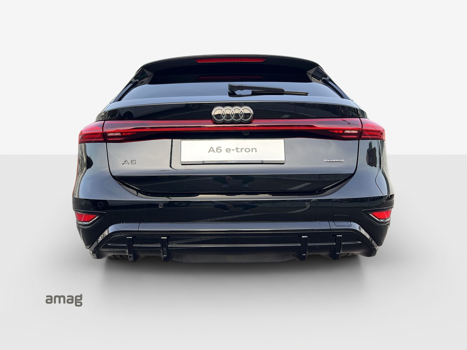 AUDI A6 Avant e-tron quattro-showroom-element-3