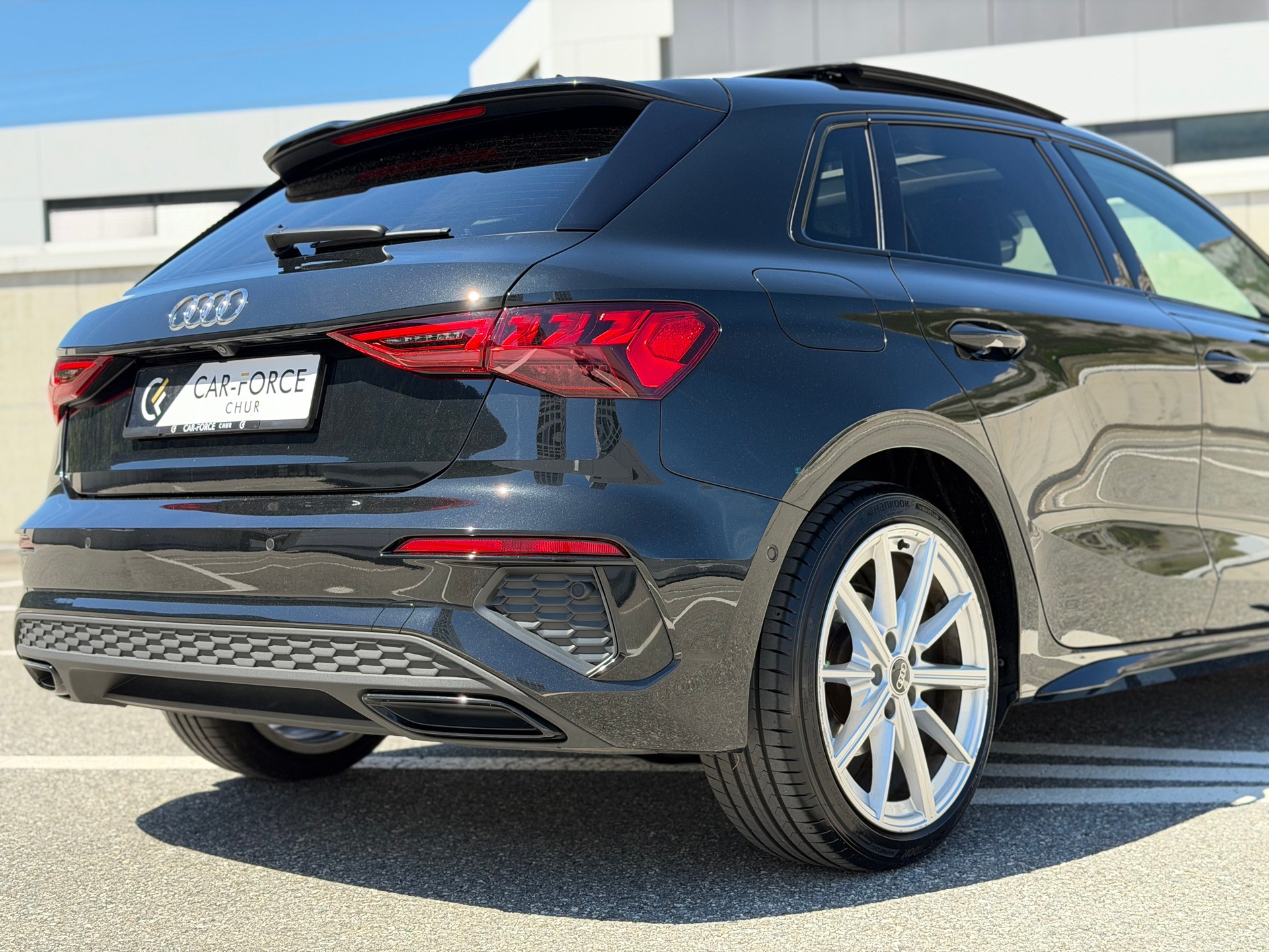 AUDI A3 Sportback 40 TDI S line S-tronic quattro-image-11