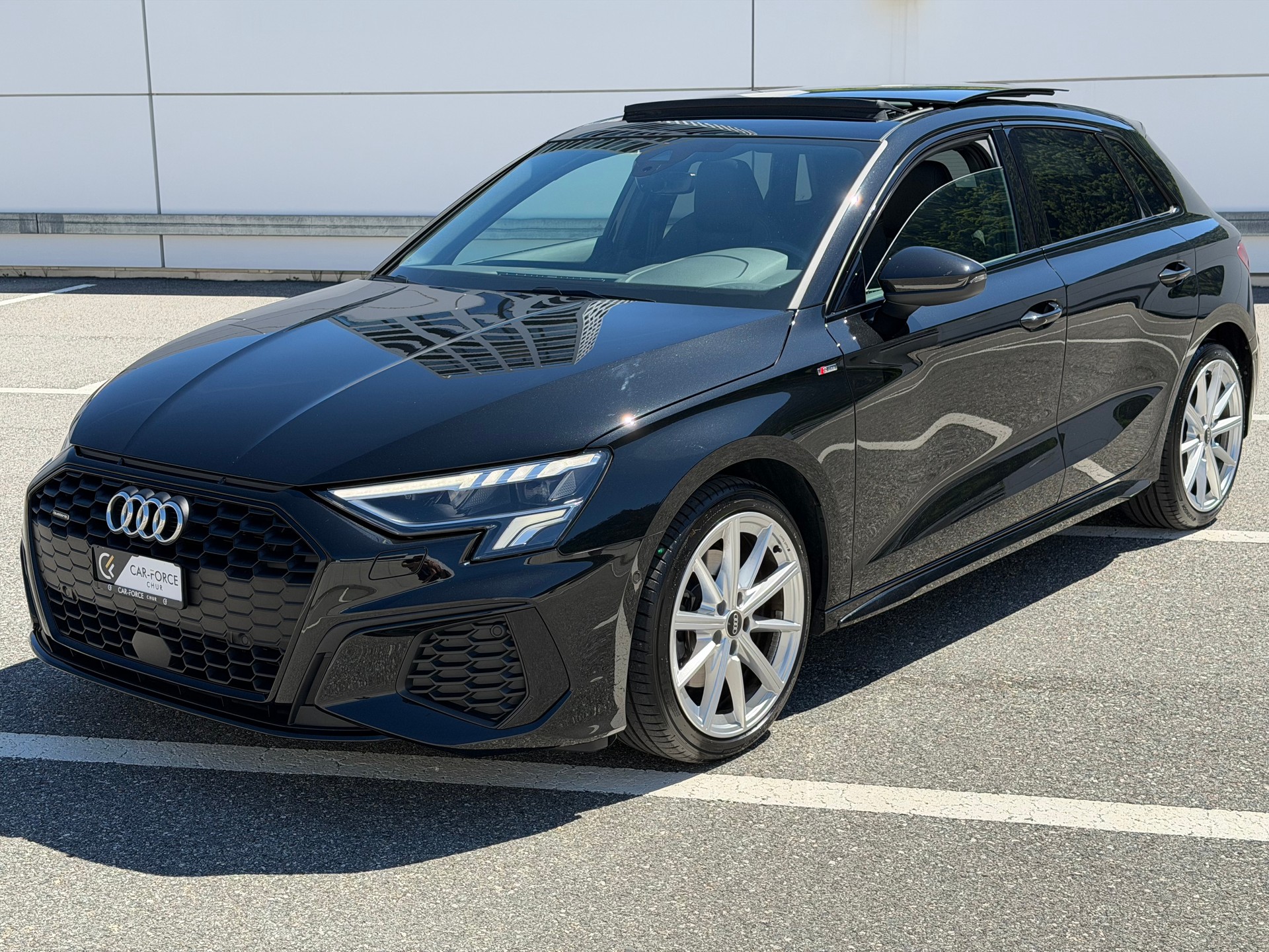 AUDI A3 Sportback 40 TDI S line S-tronic quattro-showroom-element-1