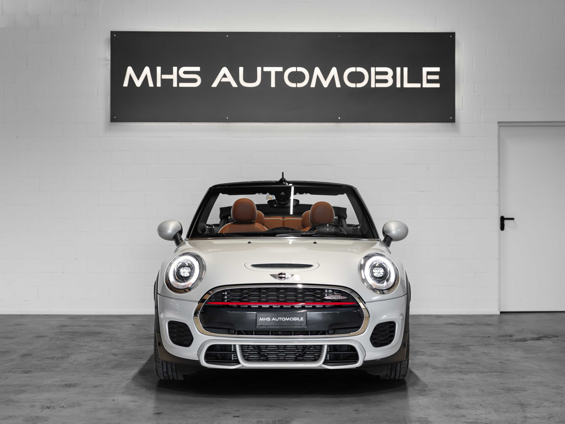 MINI Cooper John Cooper Works Cabriolet Steptronic-image-7