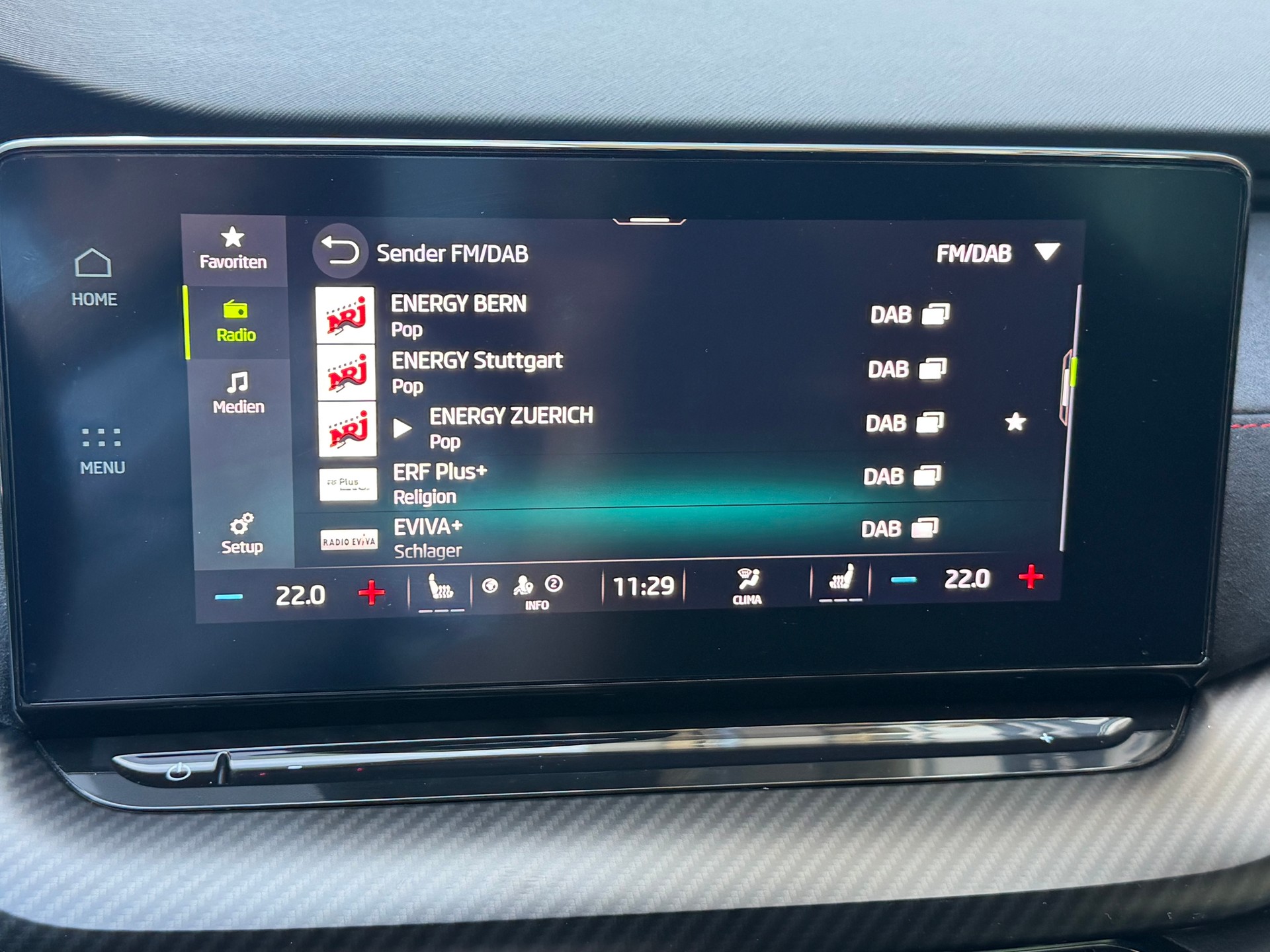 SKODA Octavia Combi 2.0 TSI DSG RS-image-27