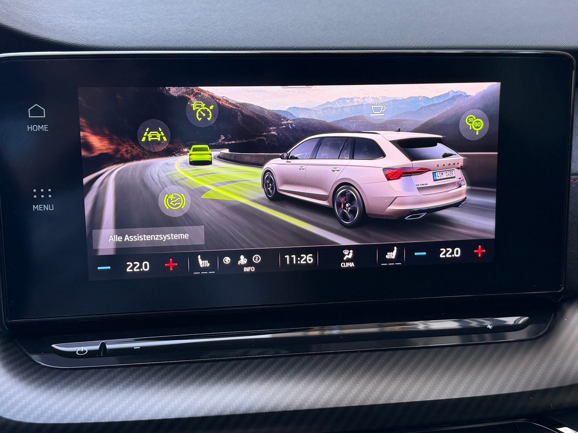 SKODA Octavia Combi 2.0 TSI DSG RS-image-22
