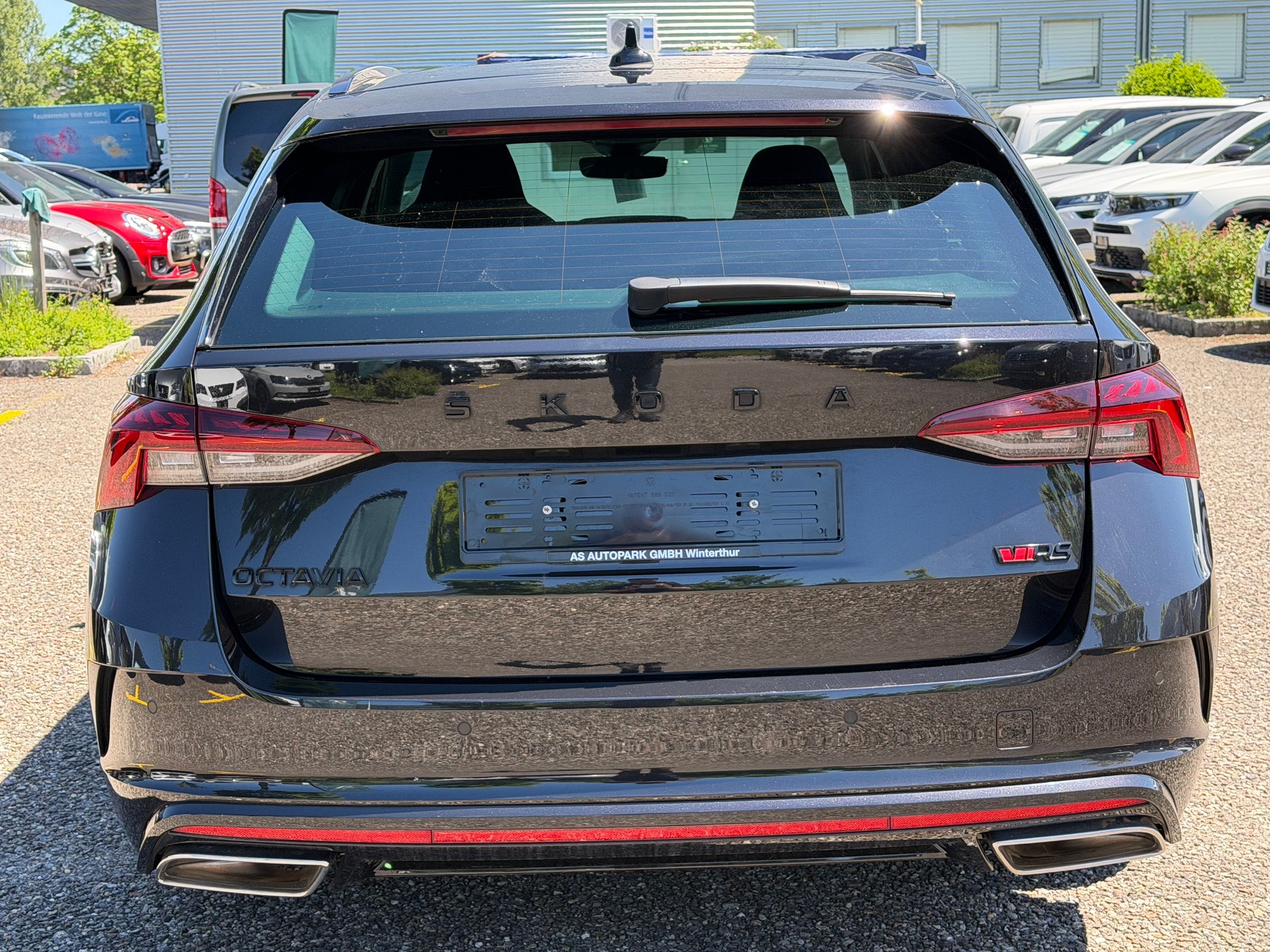 SKODA Octavia Combi 2.0 TSI DSG RS-image-5