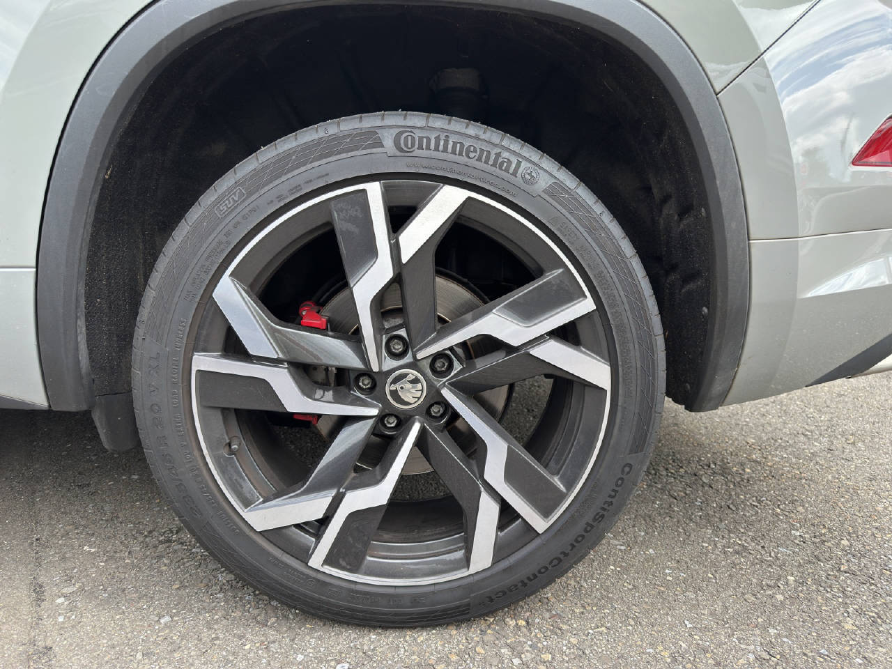 SKODA Kodiaq 2.0 TSI RS DSG-image-9