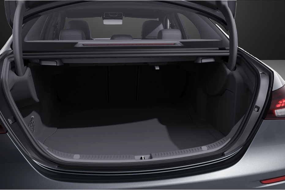 MERCEDES-BENZ E 200 4Matic Avantgarde 9G-Tronic-image-8
