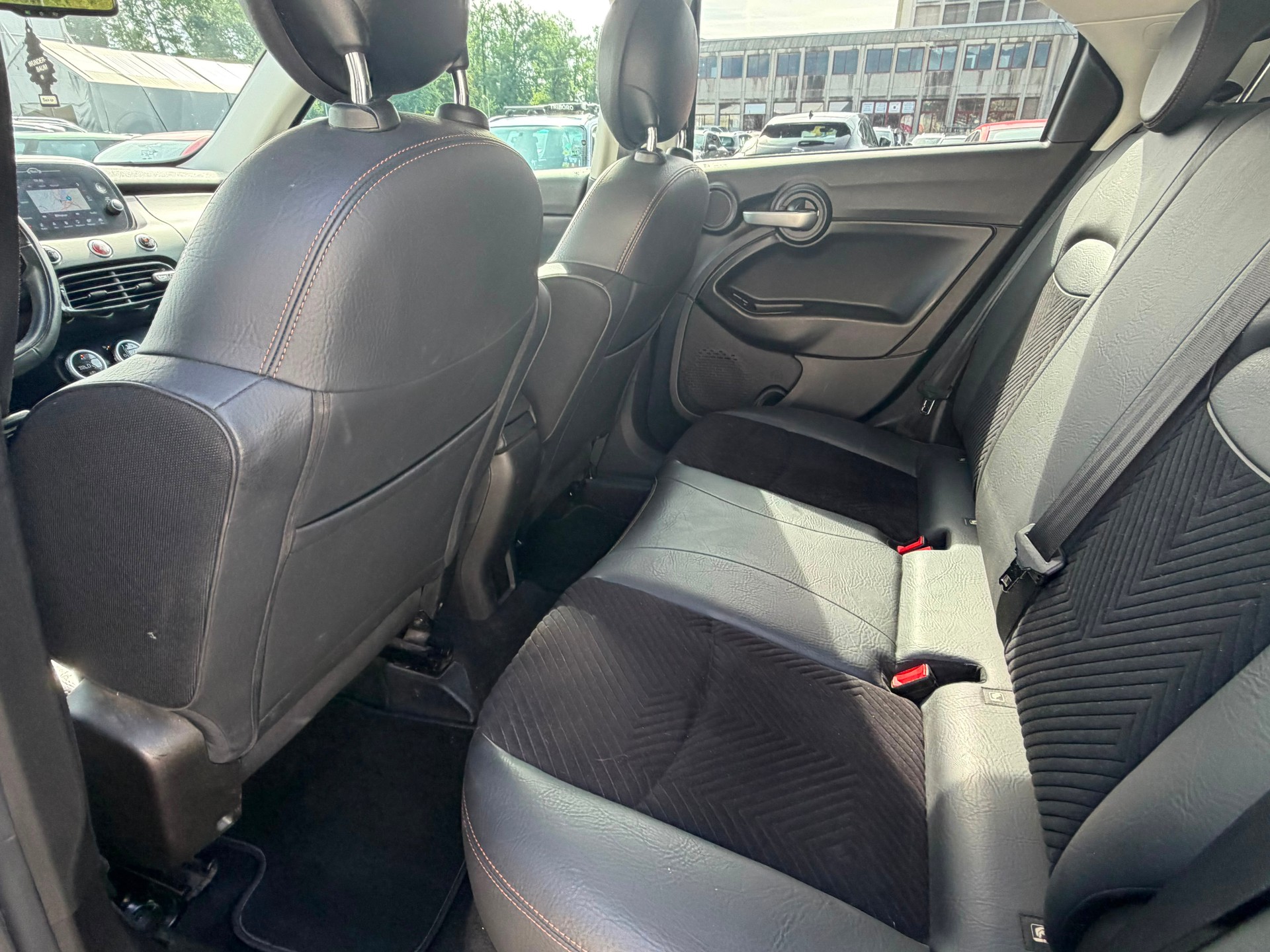 FIAT 500X 1.4T Lounge DCT-image-7