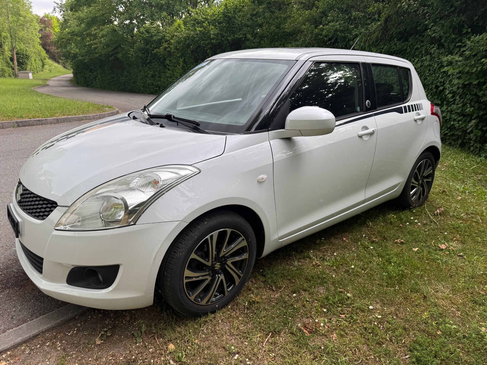 SUZUKI Swift 1.2i 16V GL Indigo