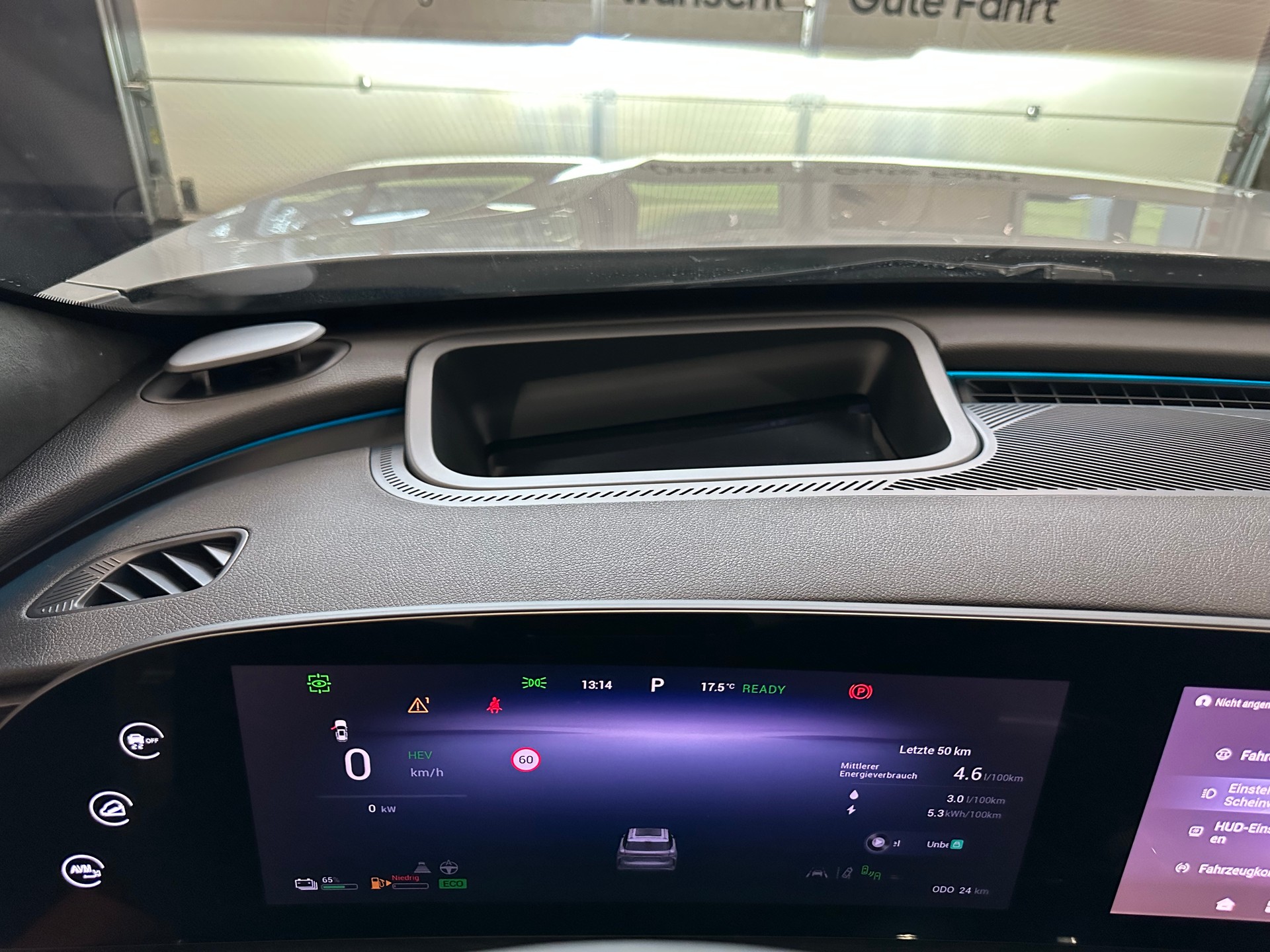 OMODA 9 PHEV SHS Exclusive AWD-image-16