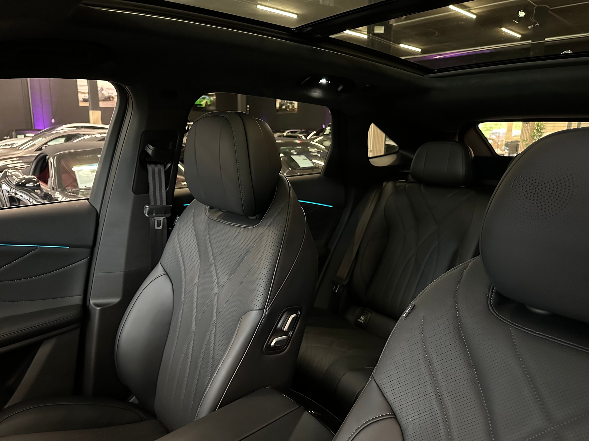 OMODA 9 PHEV SHS Exclusive AWD-image-20