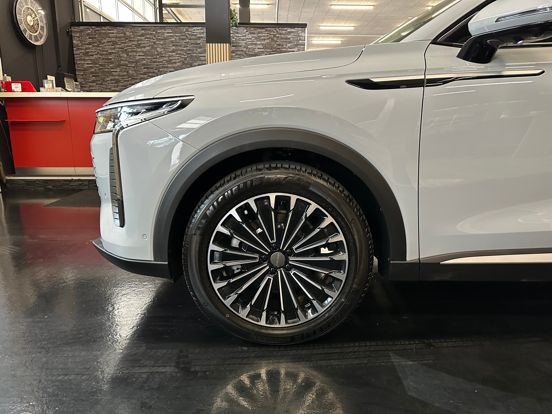 OMODA 9 PHEV SHS Exclusive AWD-image-33