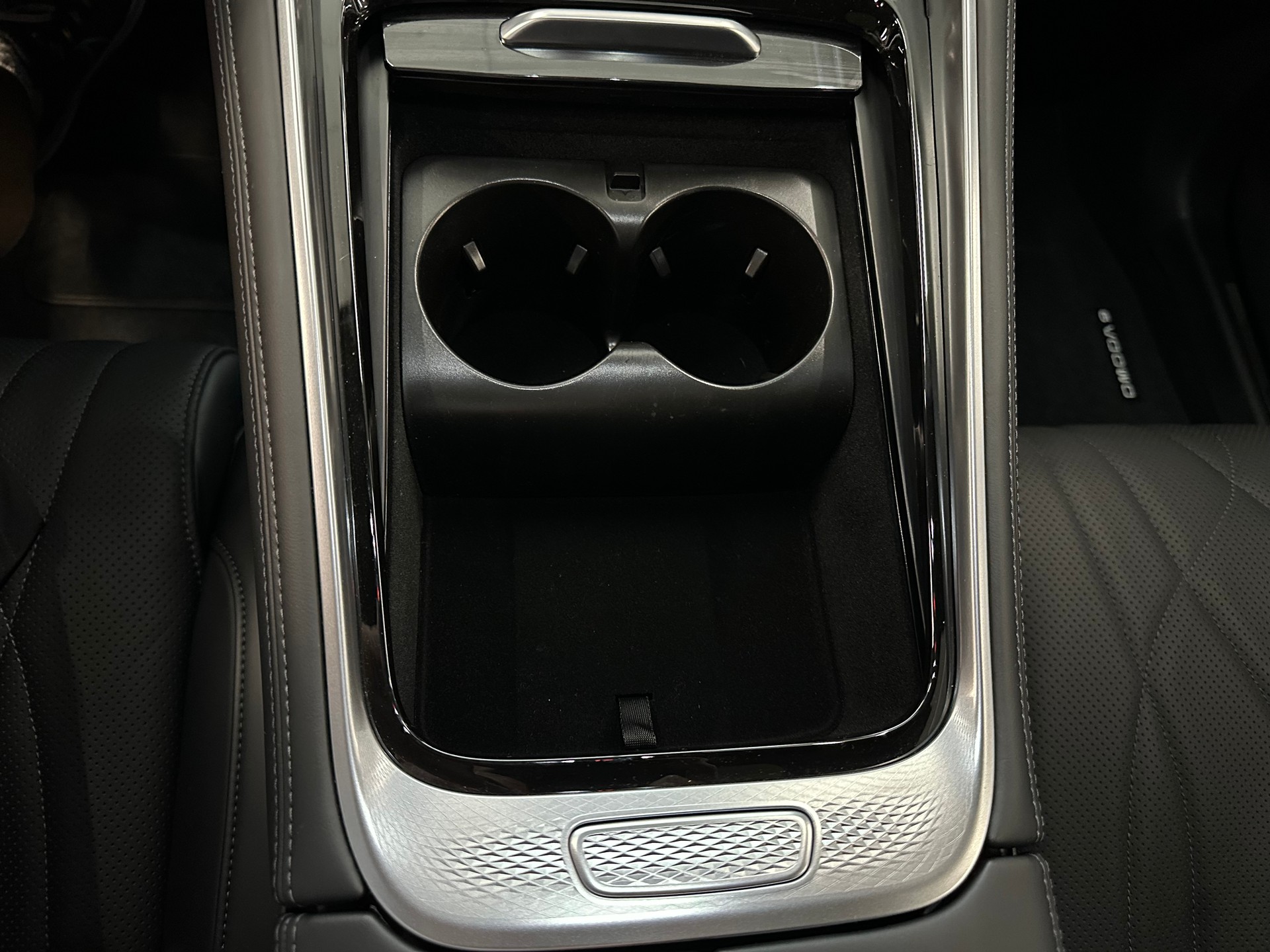 OMODA 9 PHEV SHS Exclusive AWD-image-23