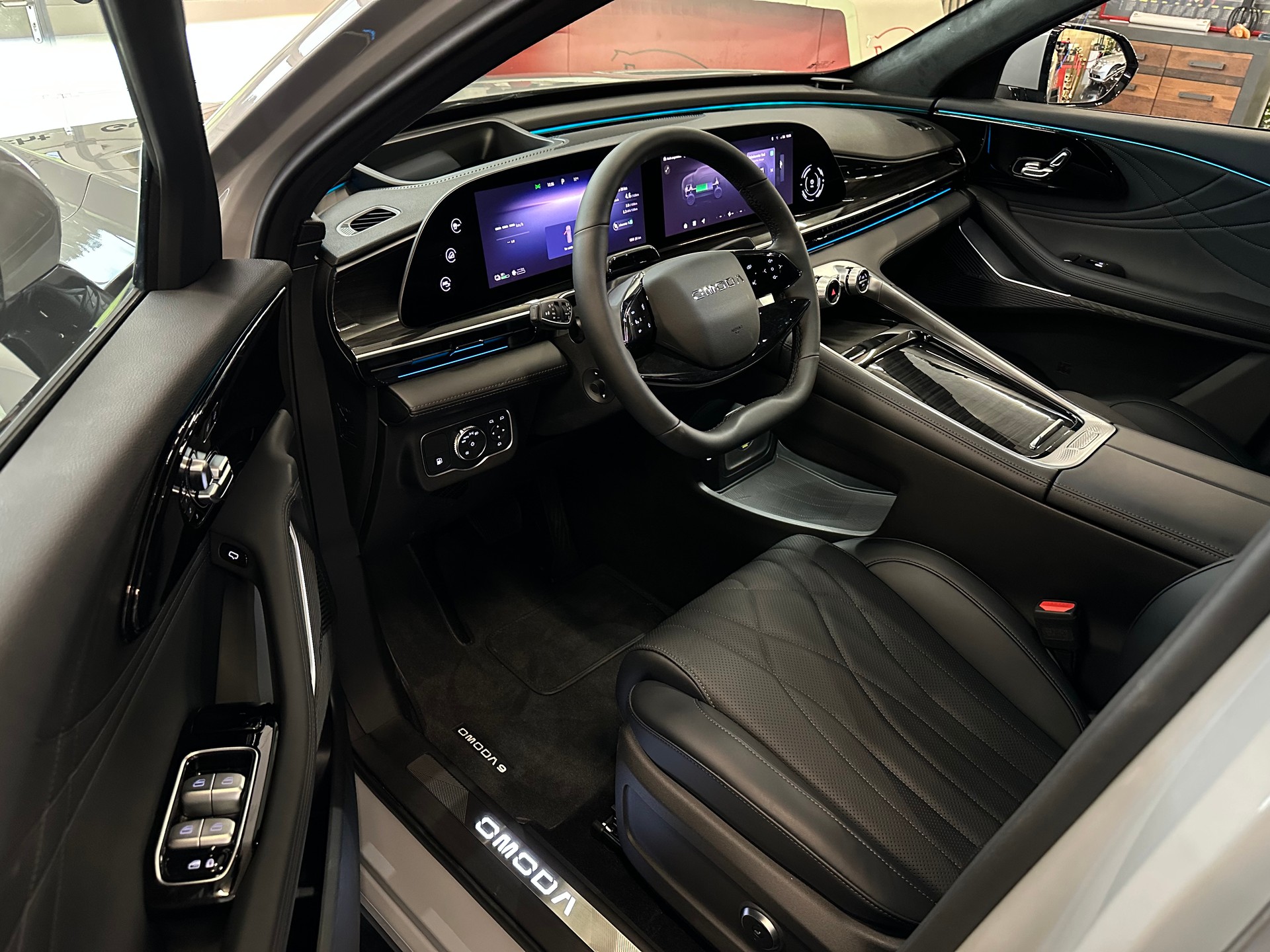 OMODA 9 PHEV SHS Exclusive AWD-image-8