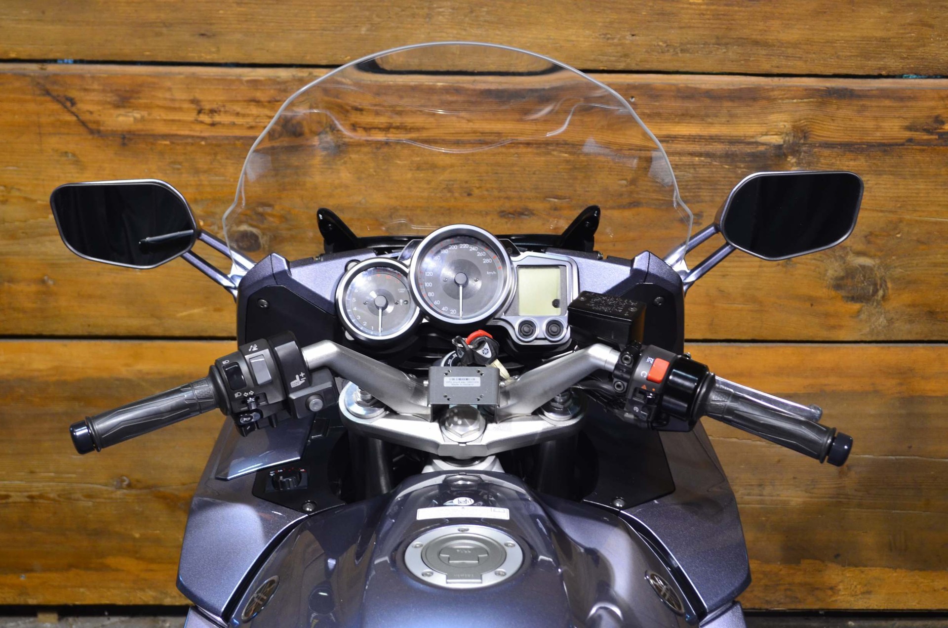 YAMAHA FJR 1300 AS-showroom-element-2