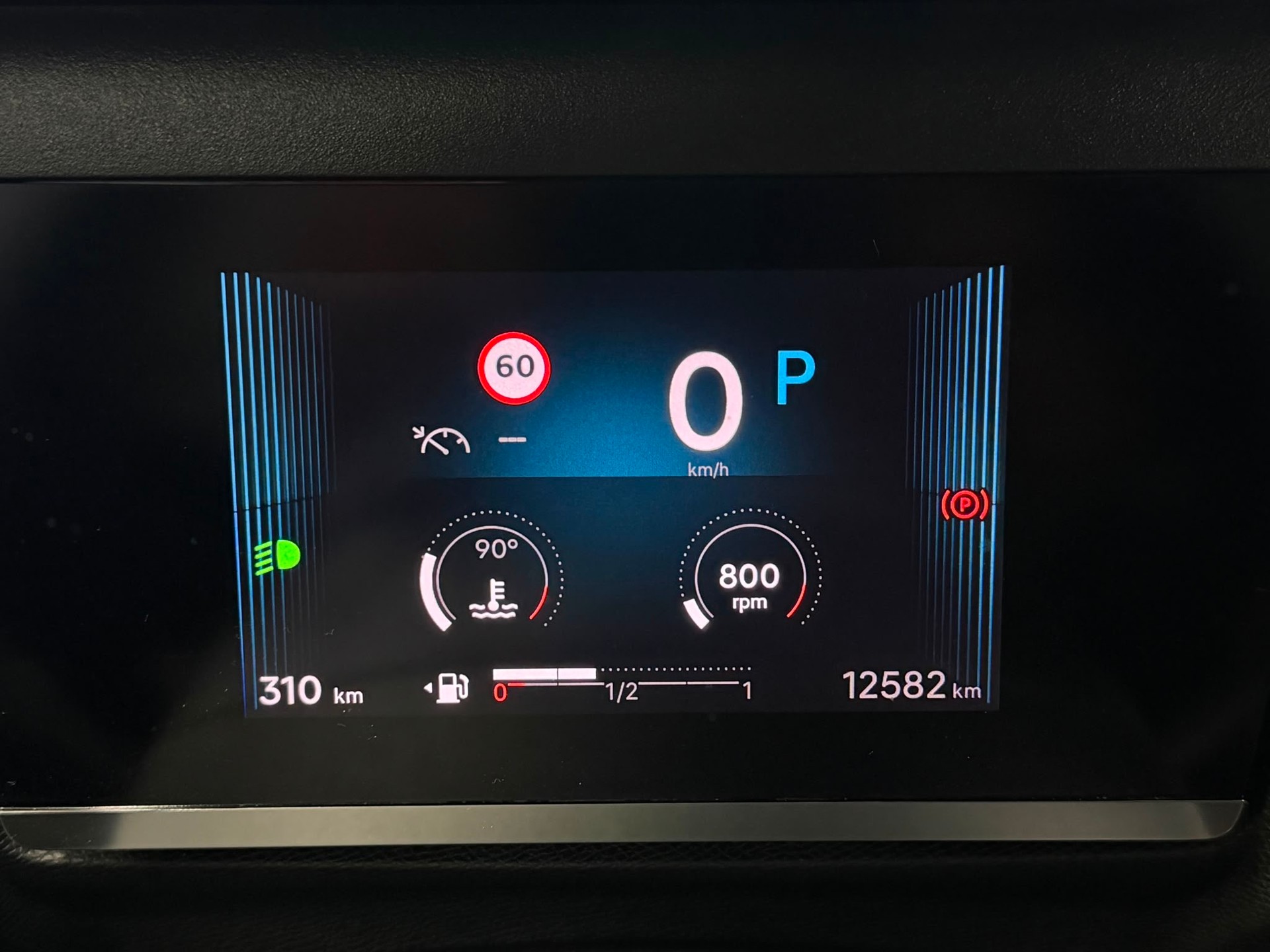 CITROEN C4 1.2 130 Plus EAT8-image-18
