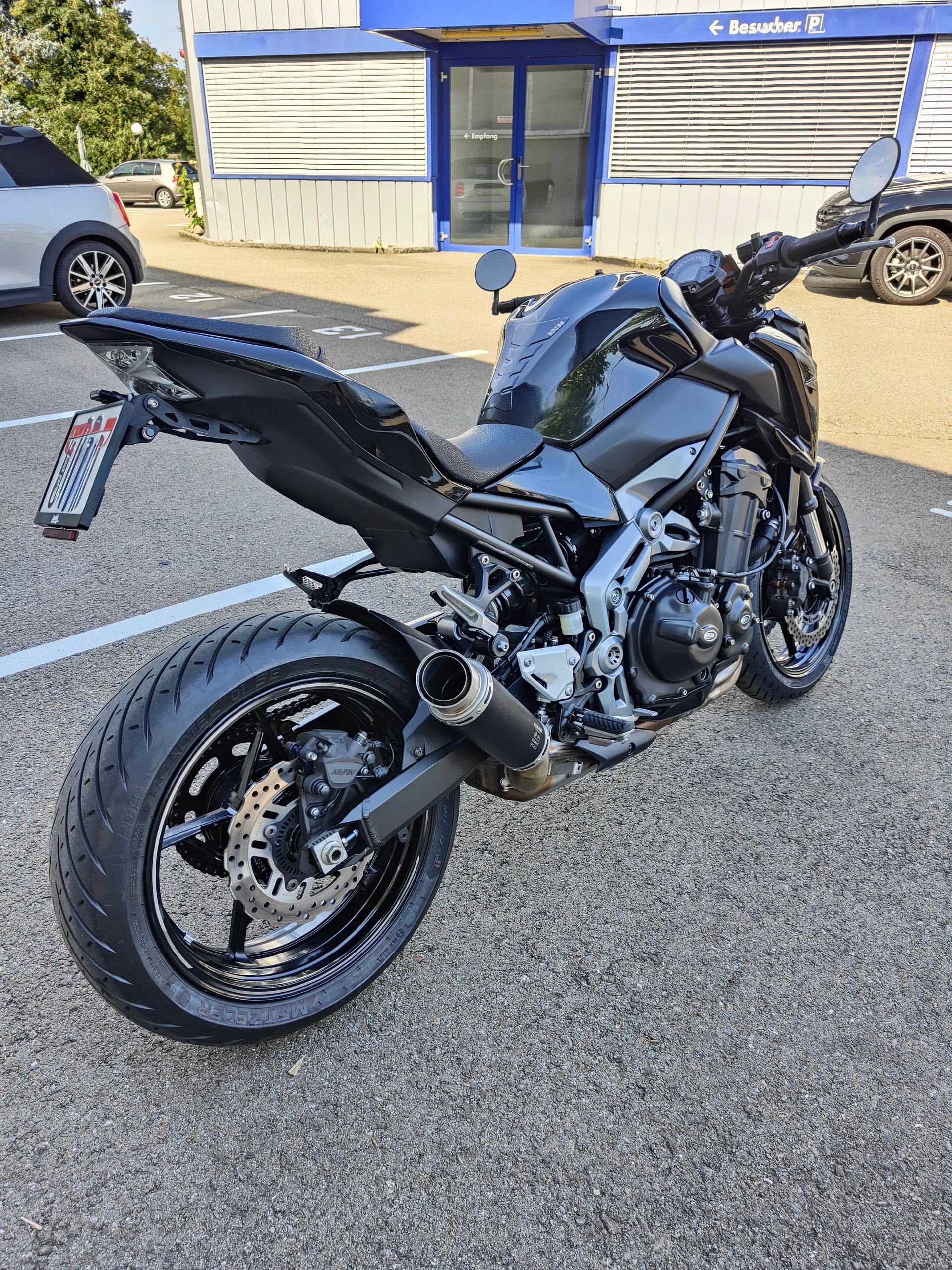 KAWASAKI Z 900-image-1