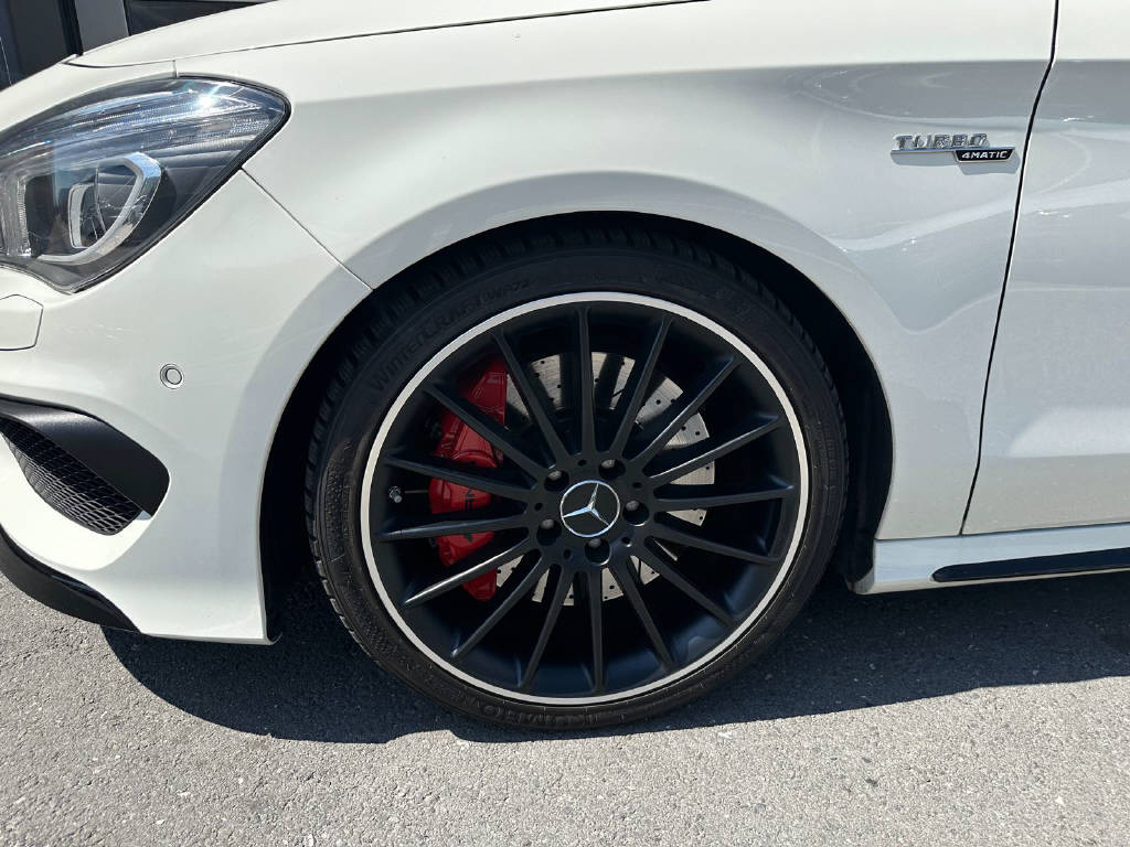 MERCEDES-BENZ CLA 45 AMG 4m Shooting Brake - CH-image-12