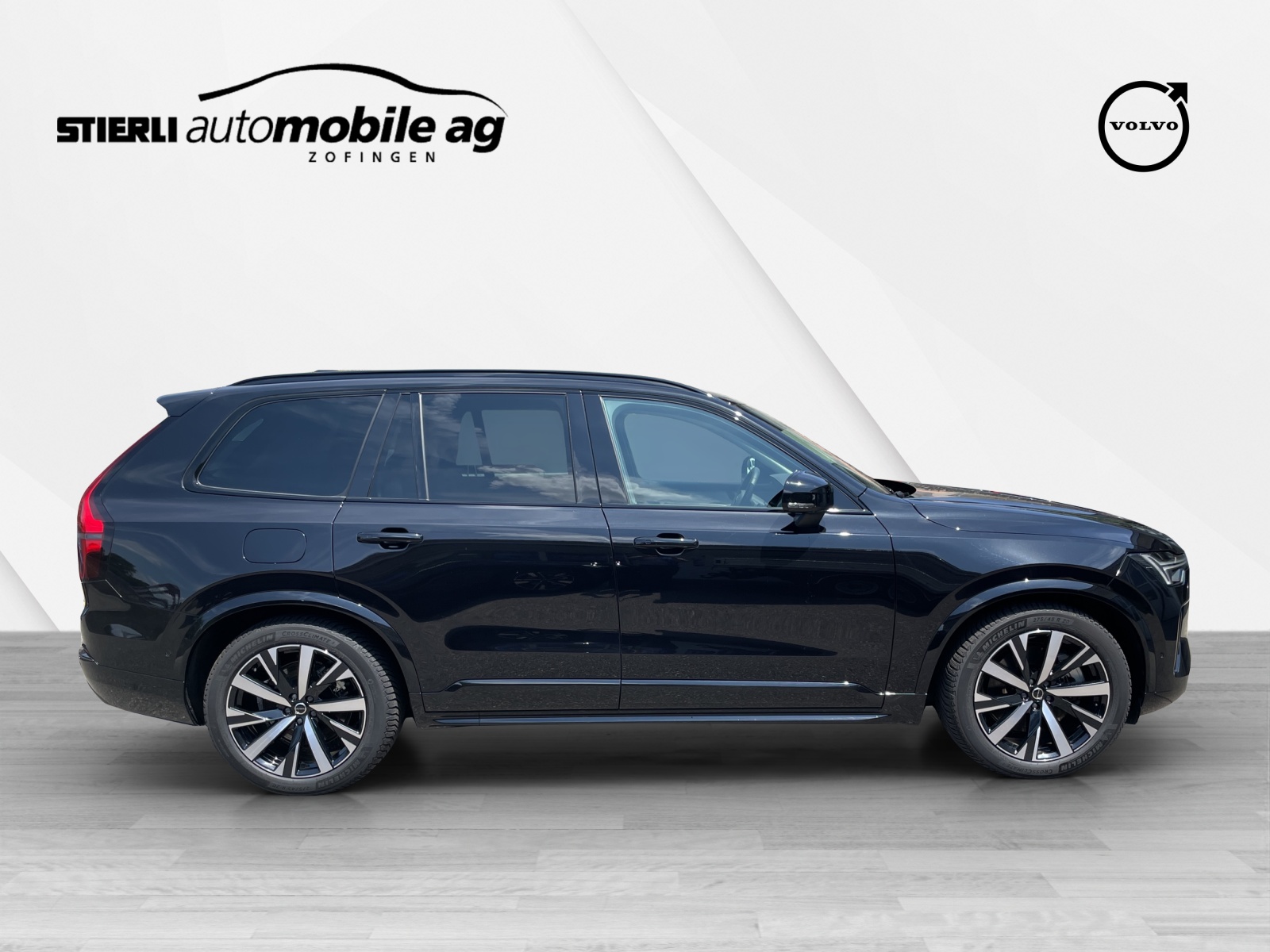 VOLVO XC90 2.0 T8 TE Plus Dark eAWD-showroom-element-3