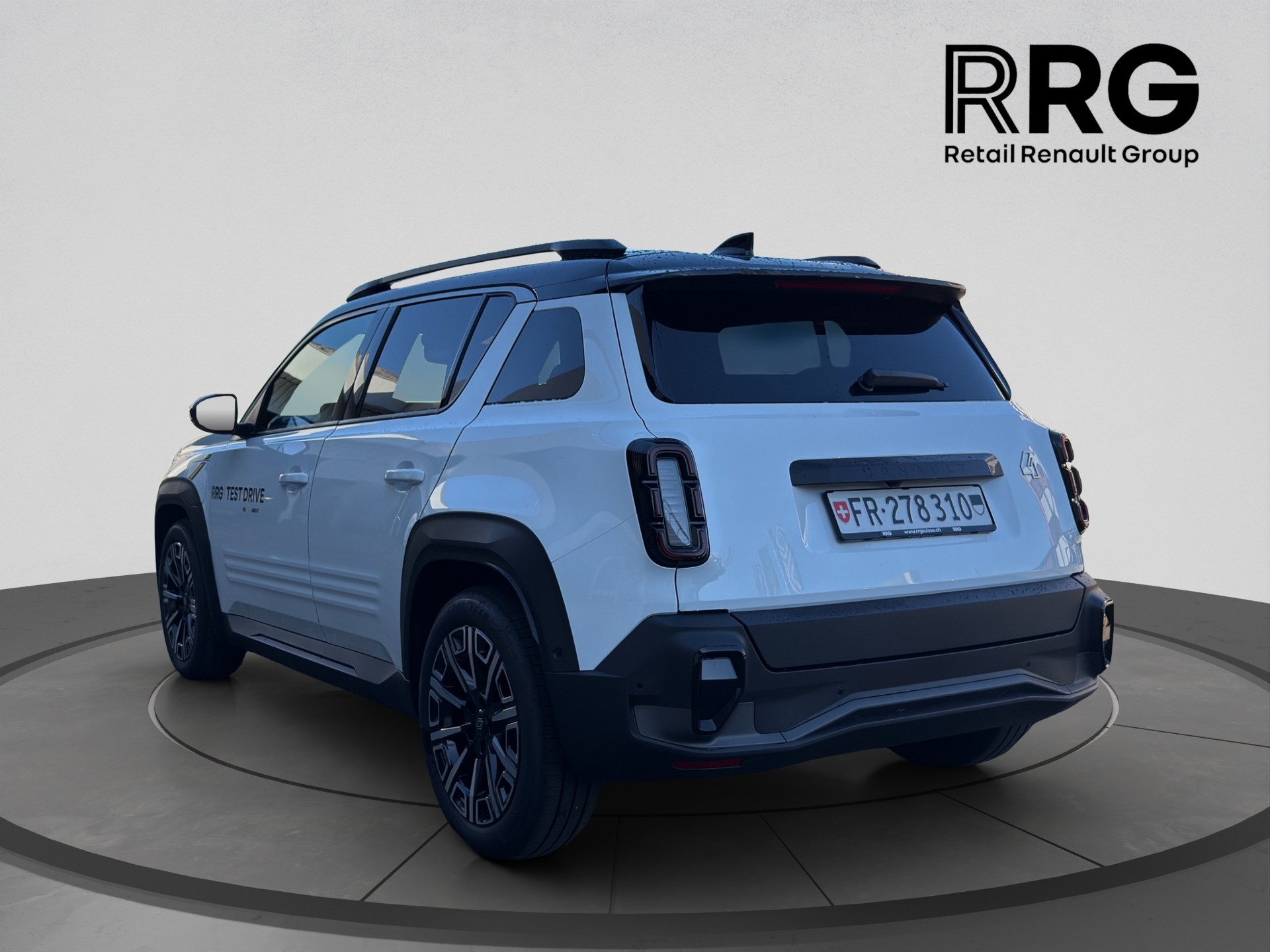 RENAULT R4 E-Tech Comfort Range 52 kWh Iconic-image-4
