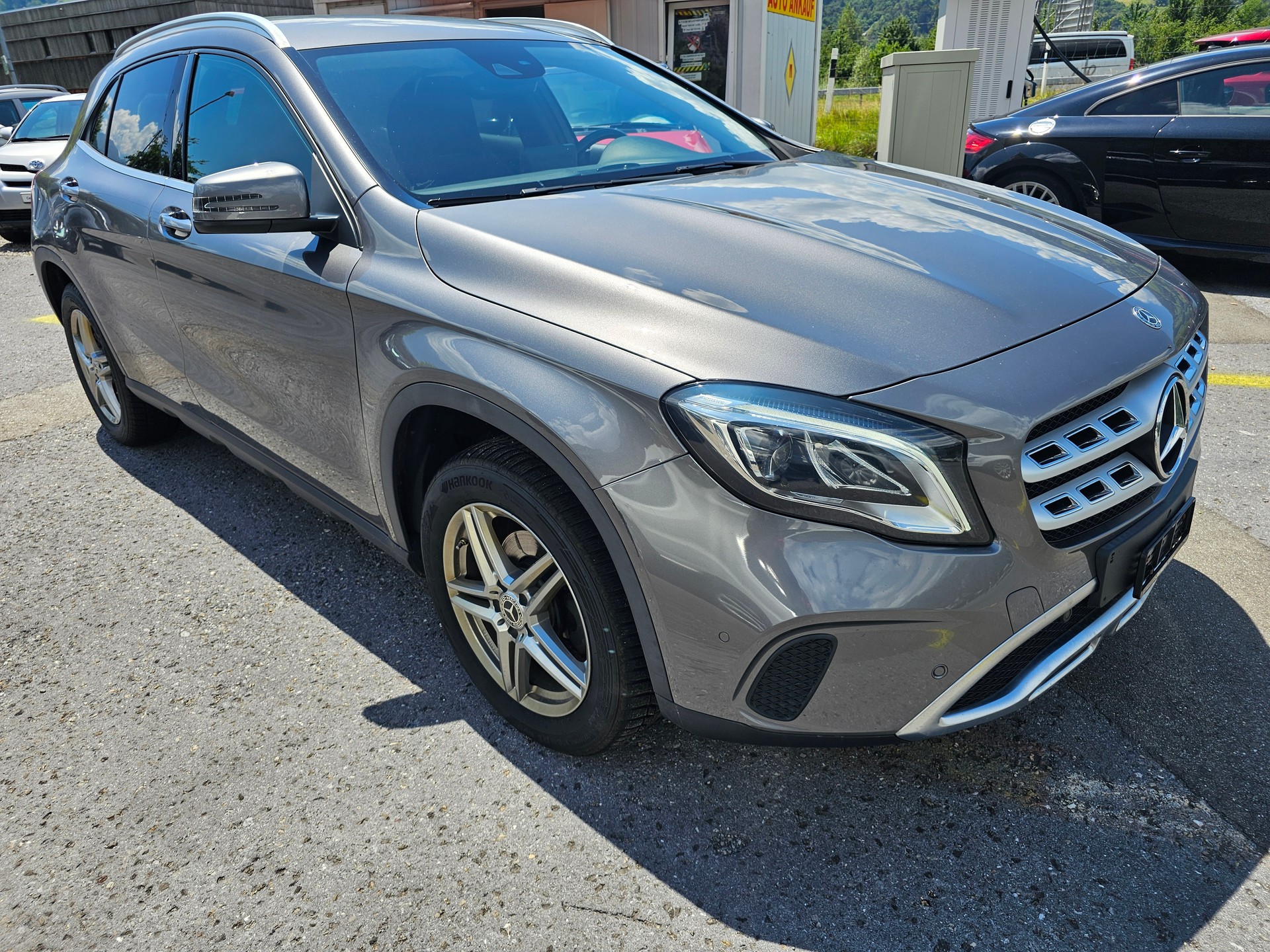 MERCEDES-BENZ GLA 200-image-4