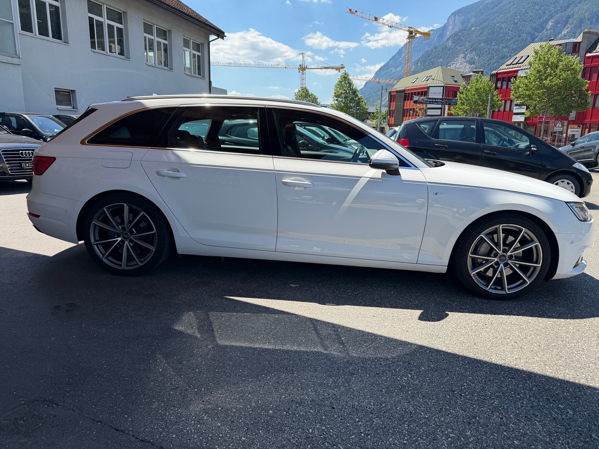 AUDI A4 Avant 3.0 TDI Sport quattro tiptronic-showroom-element-3