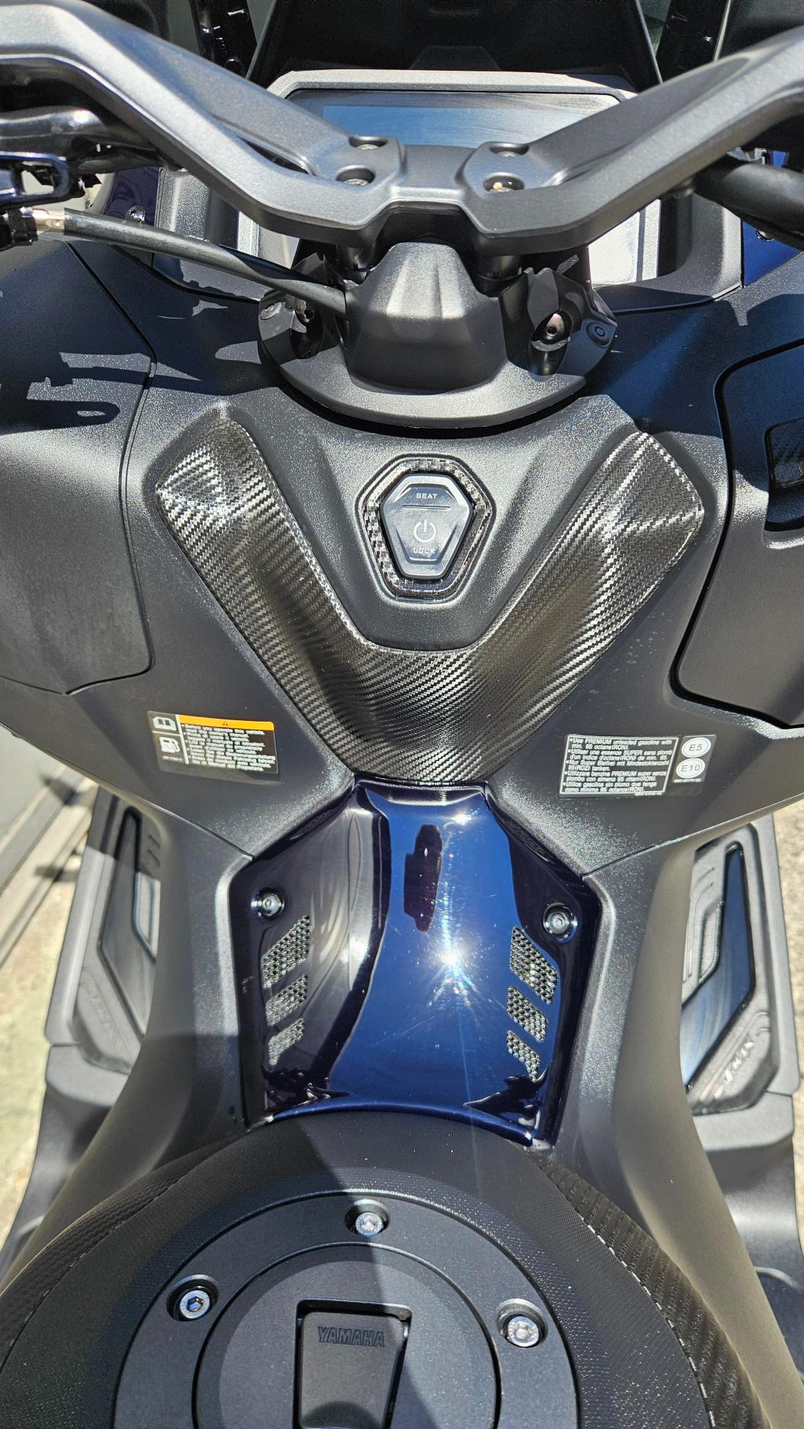 YAMAHA T-MAX Tech-Max XP 560-image-8