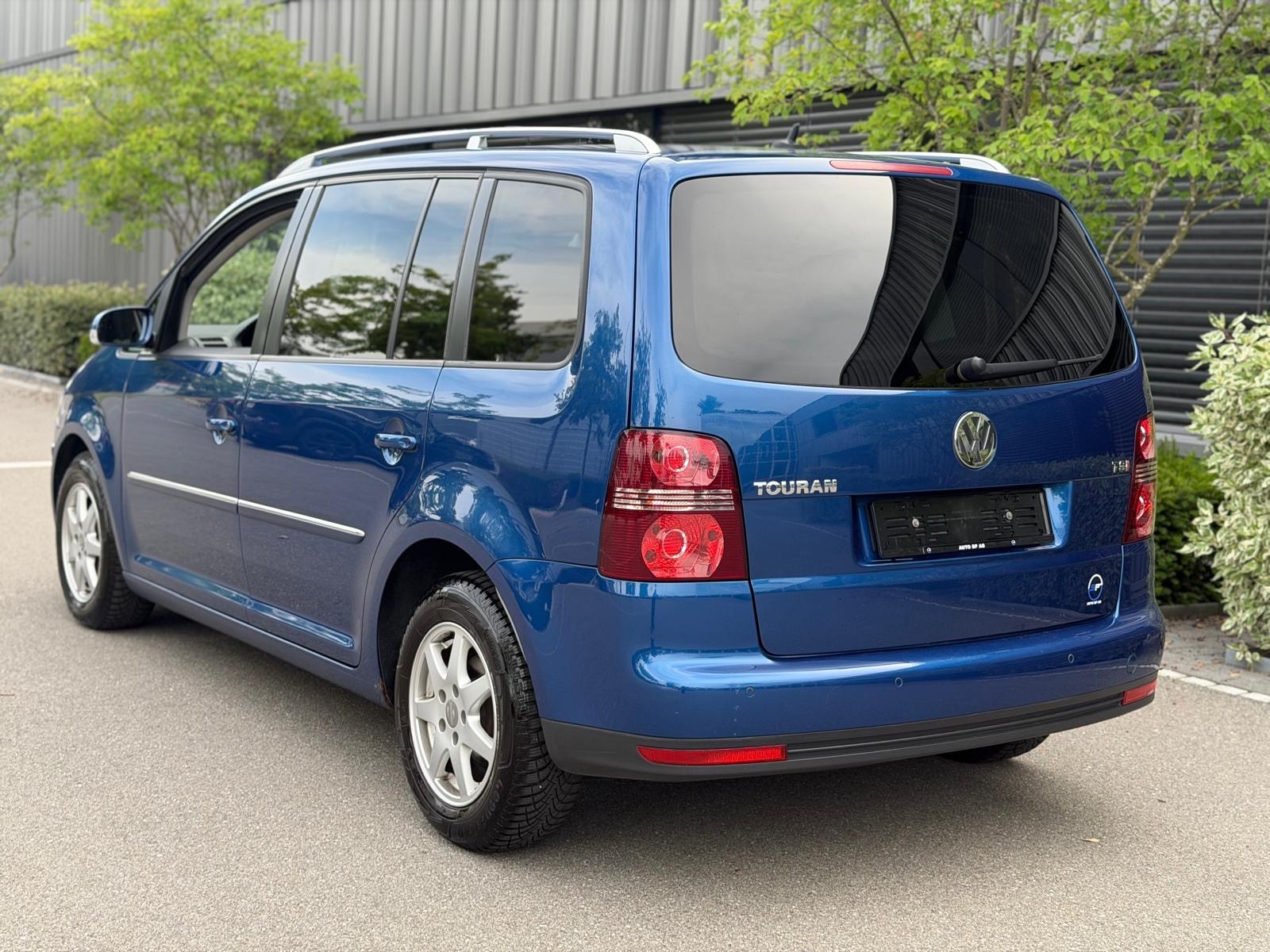 VW Touran 1.4 TSI Highline-image-4