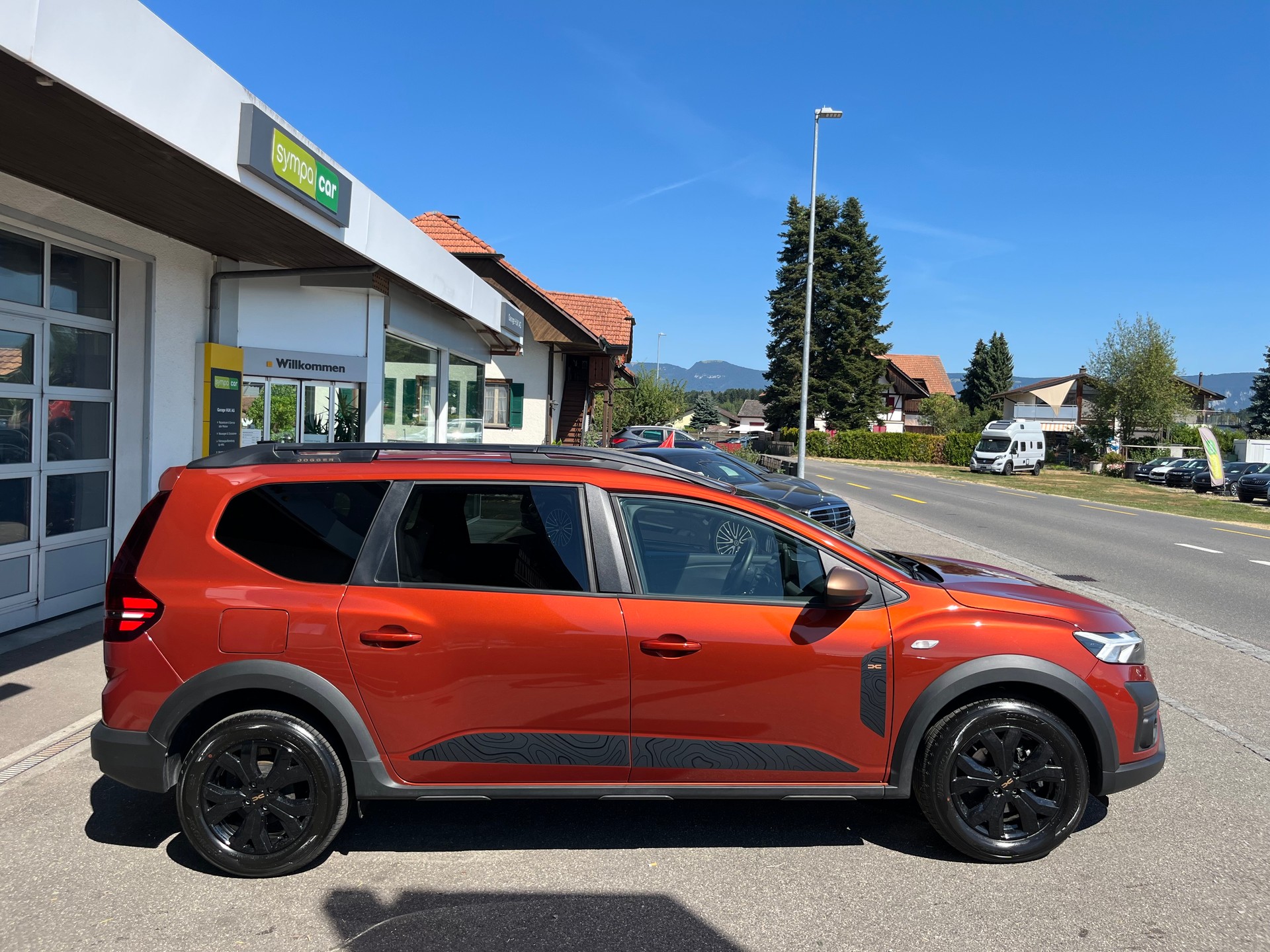 DACIA Jogger HEV 140 Extreme+++FORTLAUFENDE NEUWAGENGARANTIE+++-showroom-element-3