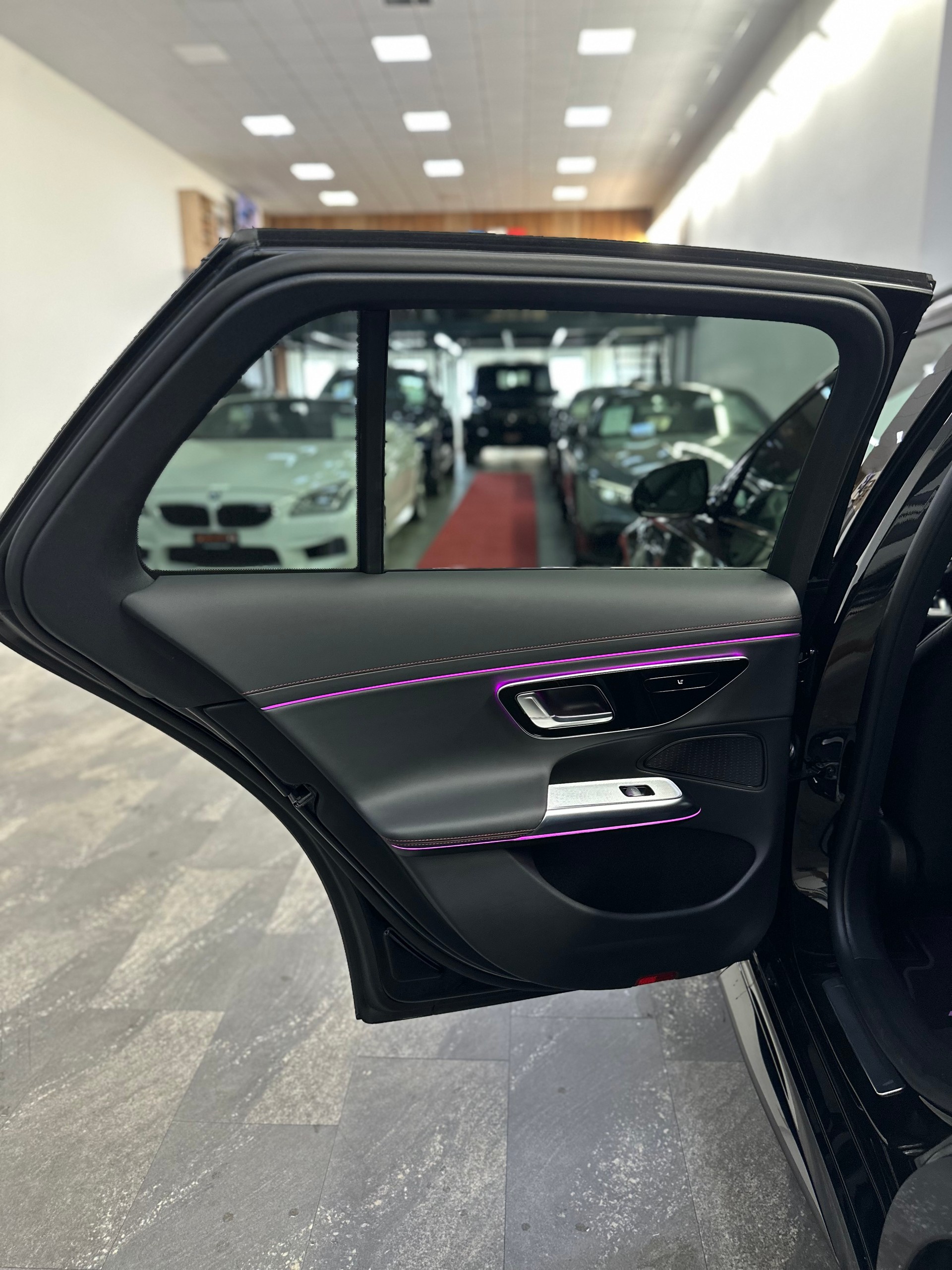 MERCEDES-BENZ E 53 Hybrid T 4Matic+ 9G-Tronic-image-26