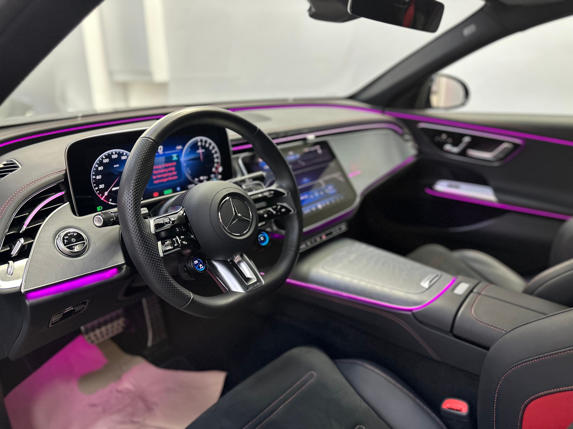 MERCEDES-BENZ E 53 Hybrid T 4Matic+ 9G-Tronic-image-21