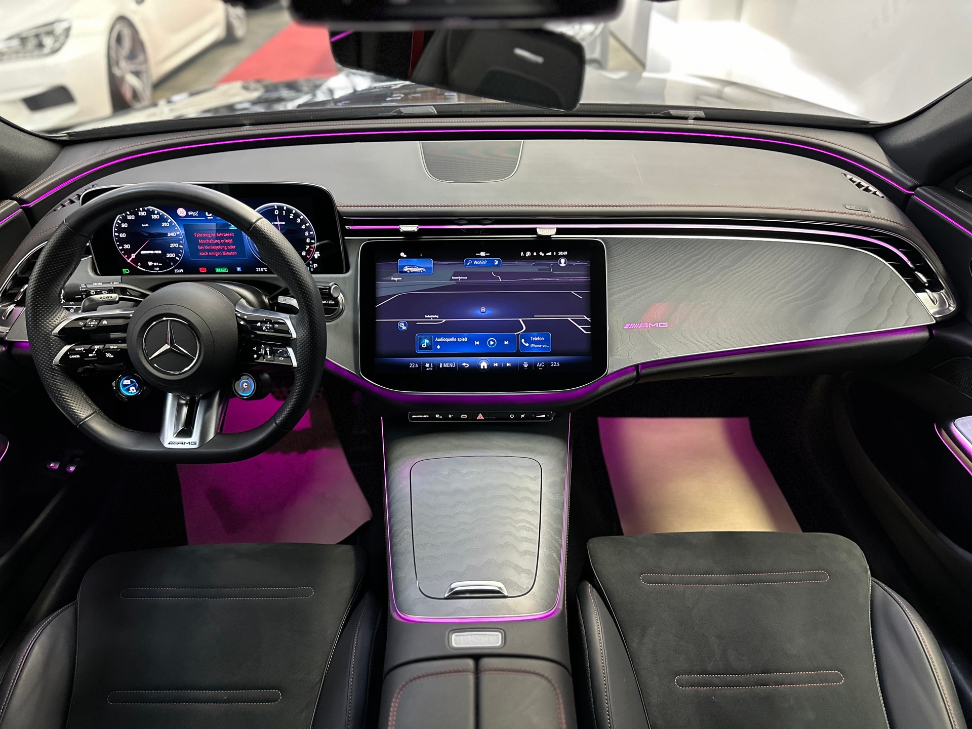 MERCEDES-BENZ E 53 Hybrid T 4Matic+ 9G-Tronic-image-17