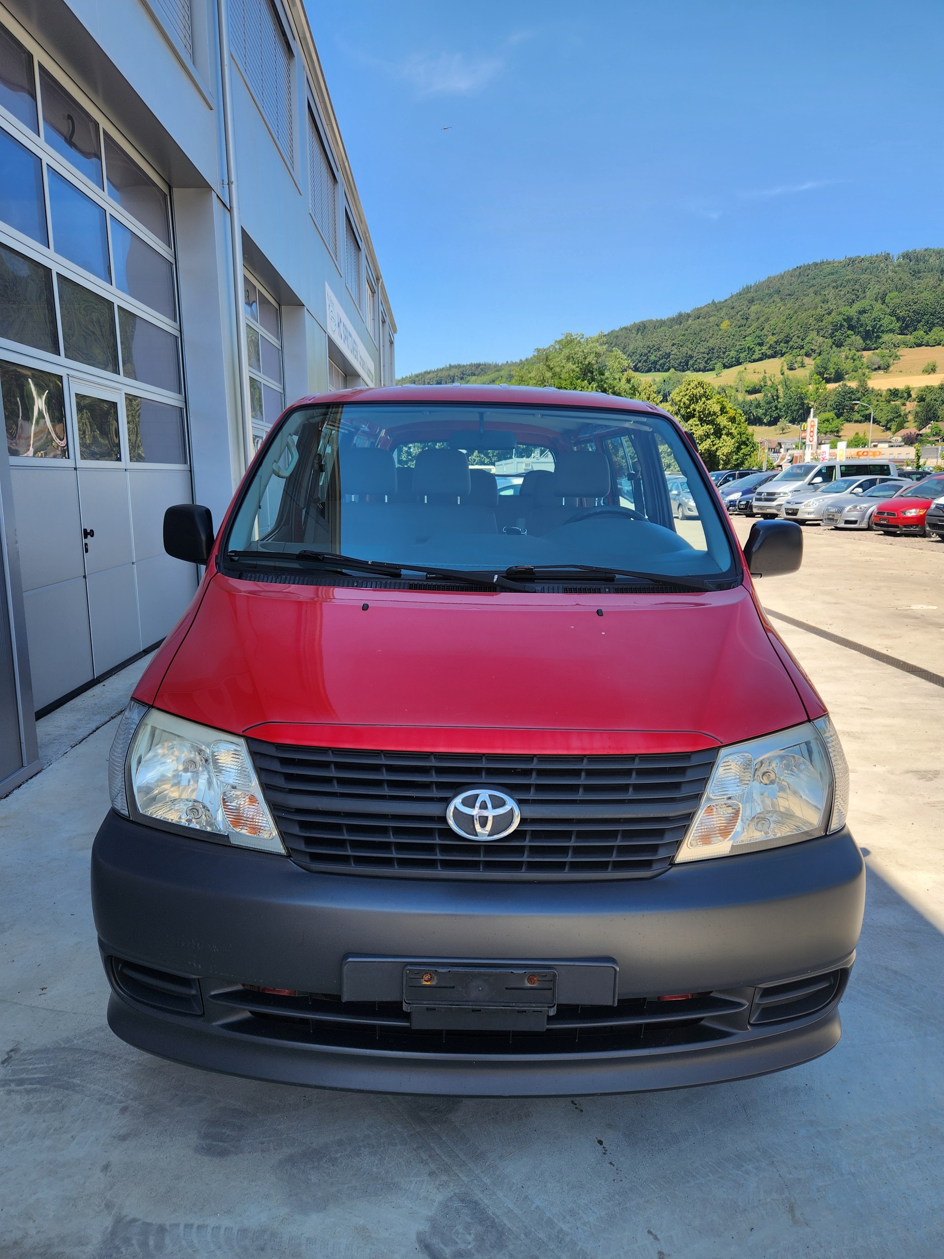 TOYOTA Hiace D-4D Kombi LWB langversion