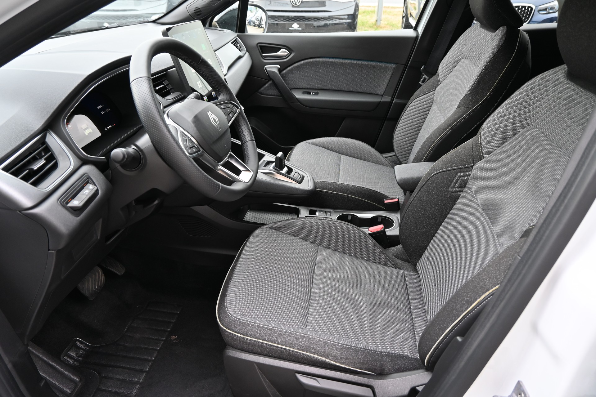 RENAULT Symbioz 1.4 Techno EDC Automat 140PS-image-9