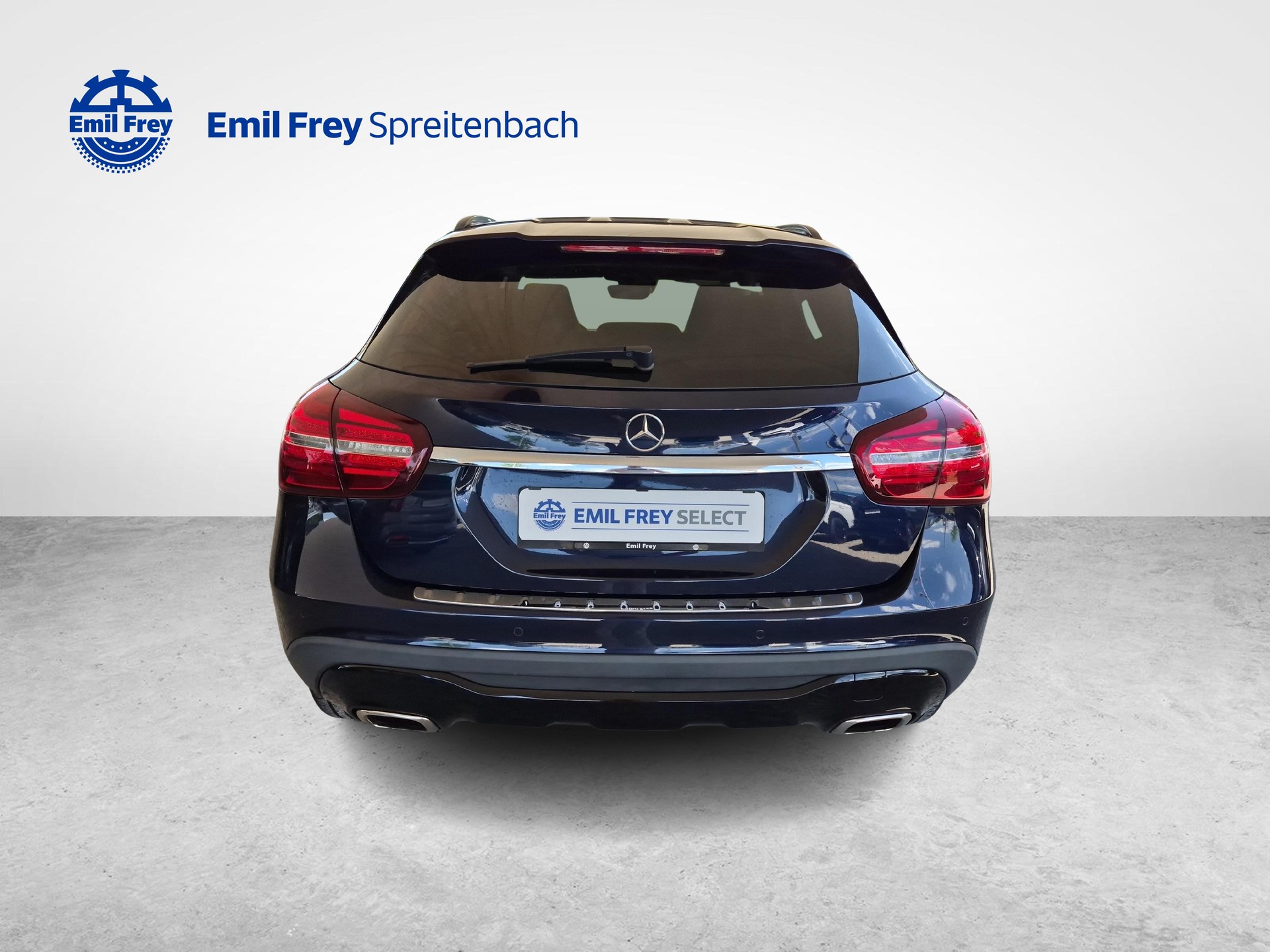 MERCEDES-BENZ GLA 200 Urban / ab 3,99% Leasing bei Abschluss einer Protect Autoversicherung-showroom-element-3