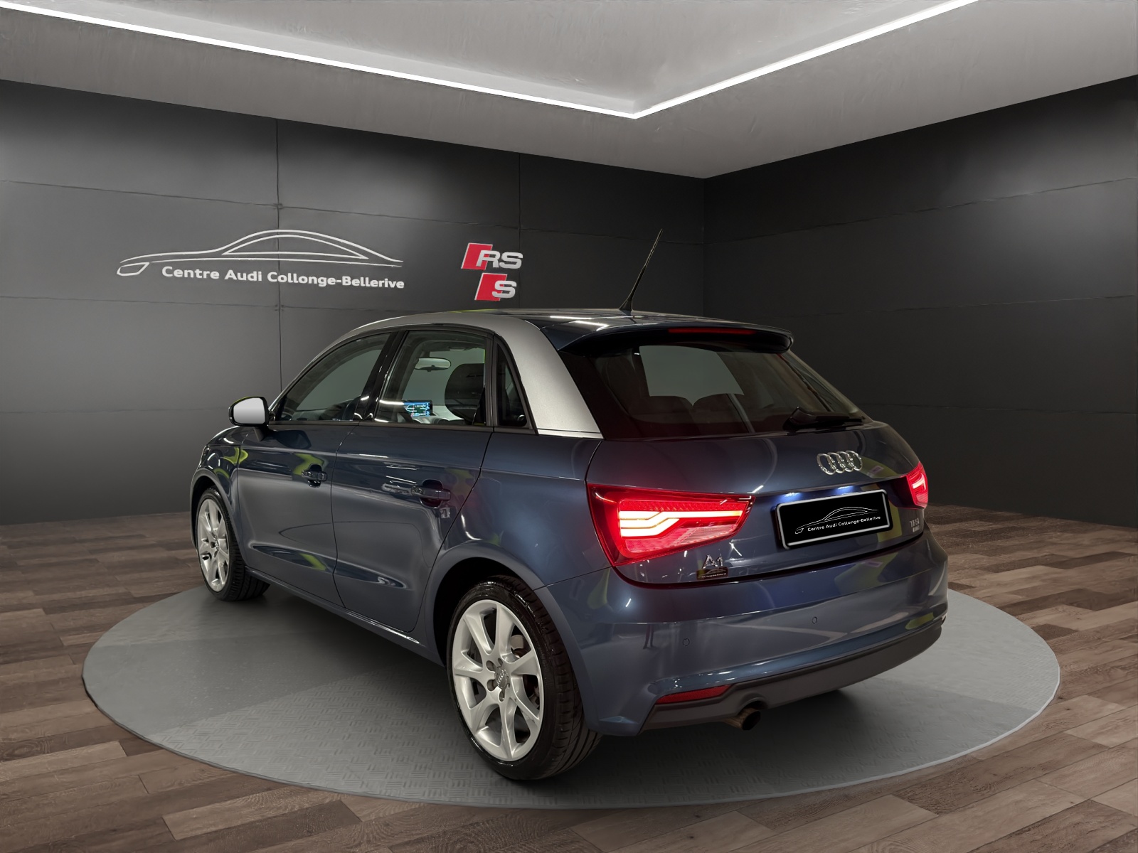 AUDI A1 Sportback 1.0 TFSI S-tronic-image-10